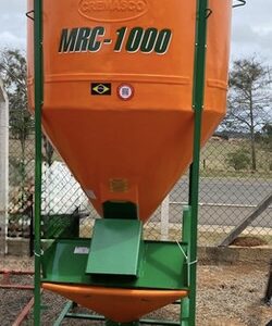 Misturador de ração novo Marca Cremasco modelo: MRC 1000 capacidade de 1000KG