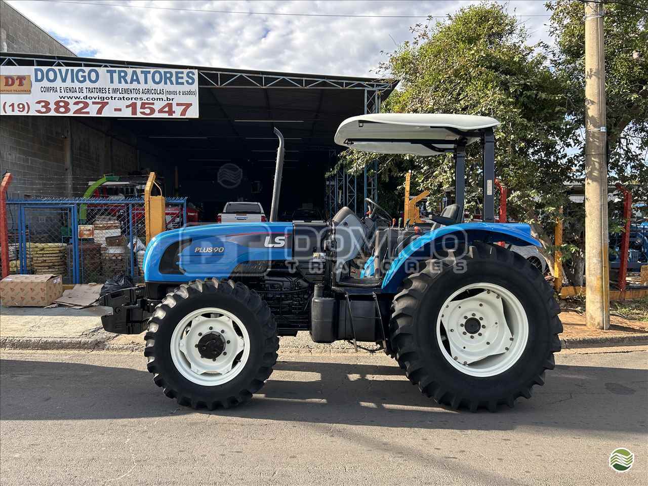 LS Tractor Plus 90 4x4 Ano 2017 com Redutor de velocidade e Reversor