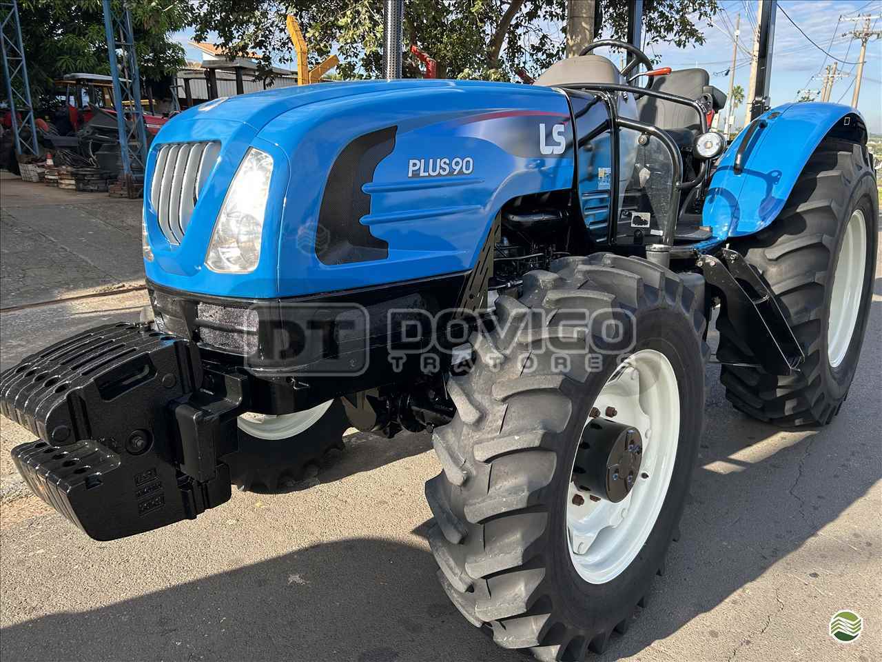 LS Tractor Plus 90 4x4 Ano 2017 com Redutor de velocidade e Reversor - Imagem 4