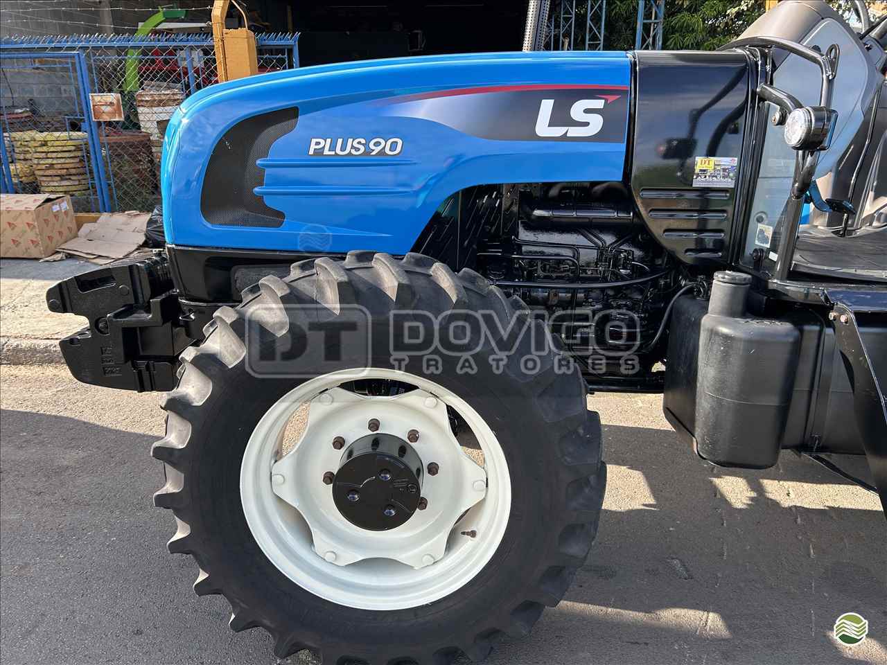 LS Tractor Plus 90 4x4 Ano 2017 com Redutor de velocidade e Reversor - Imagem 5
