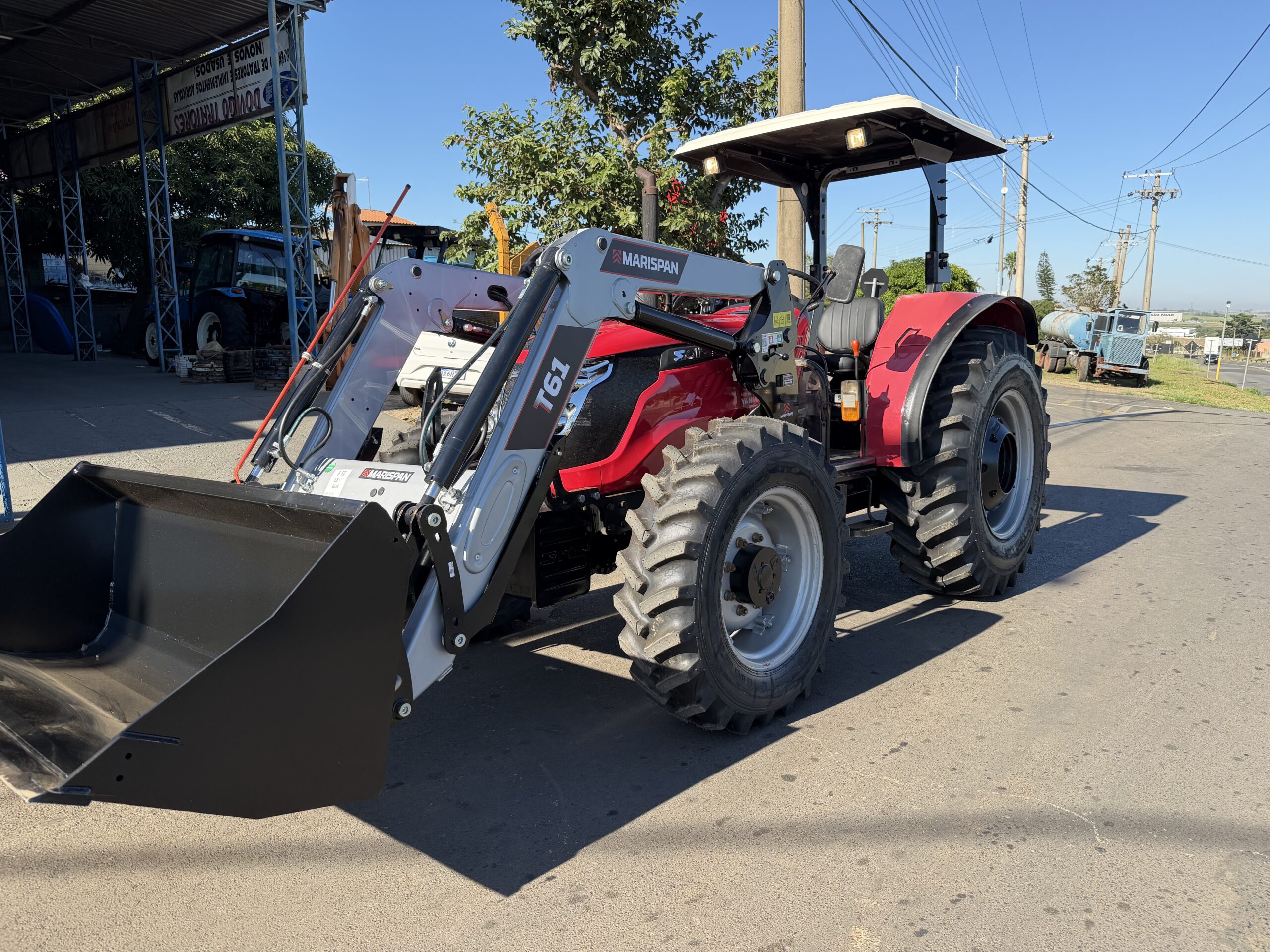 Yanmar Solis 80 4x4 Ano 2019/2020, com conjunto de concha dianteira (novo) Marca: Marispan Modelo: T61. - Imagem 3