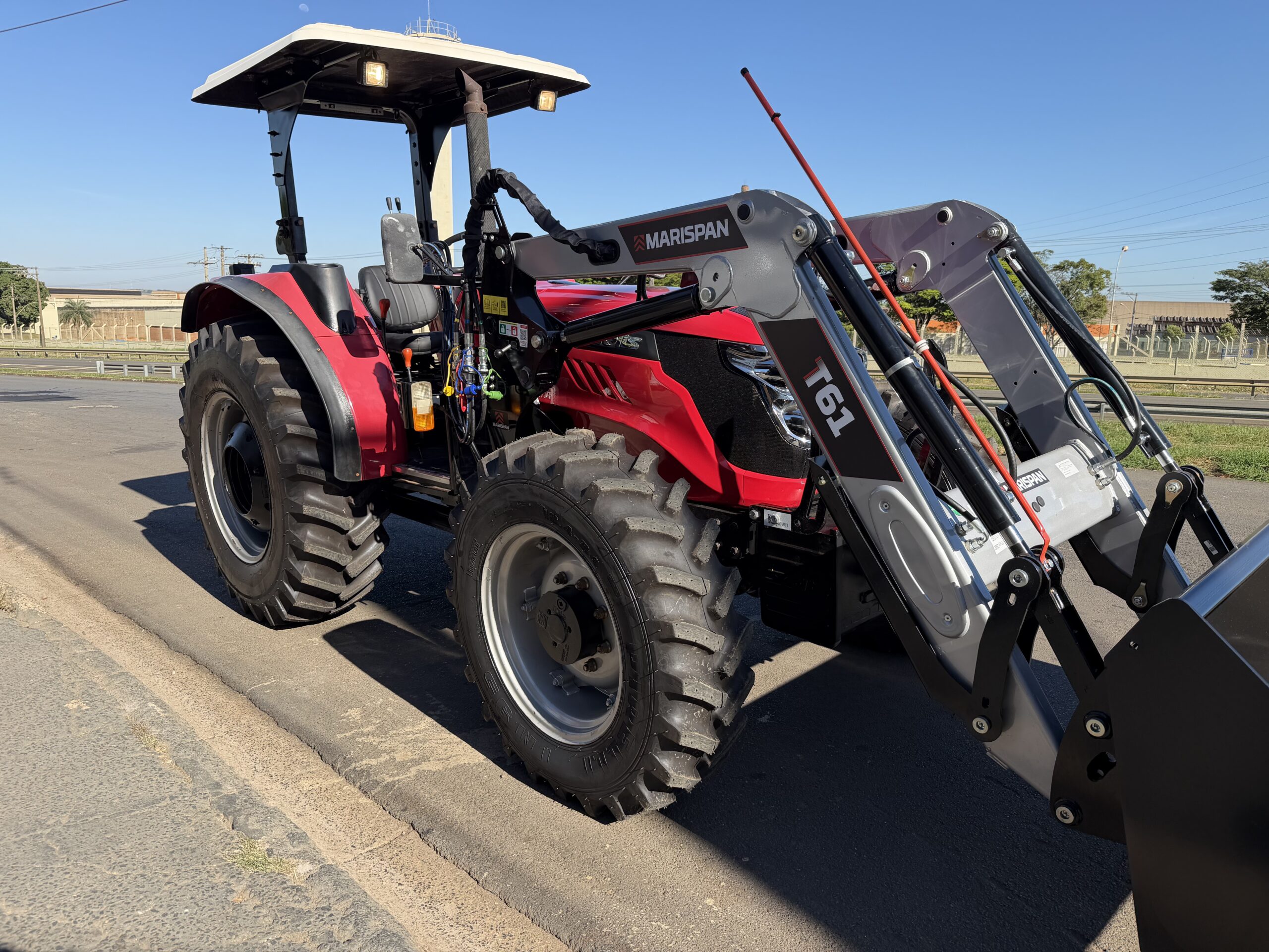 Yanmar Solis 80 4x4 Ano 2019/2020, com conjunto de concha dianteira (novo) Marca: Marispan Modelo: T61. - Imagem 9