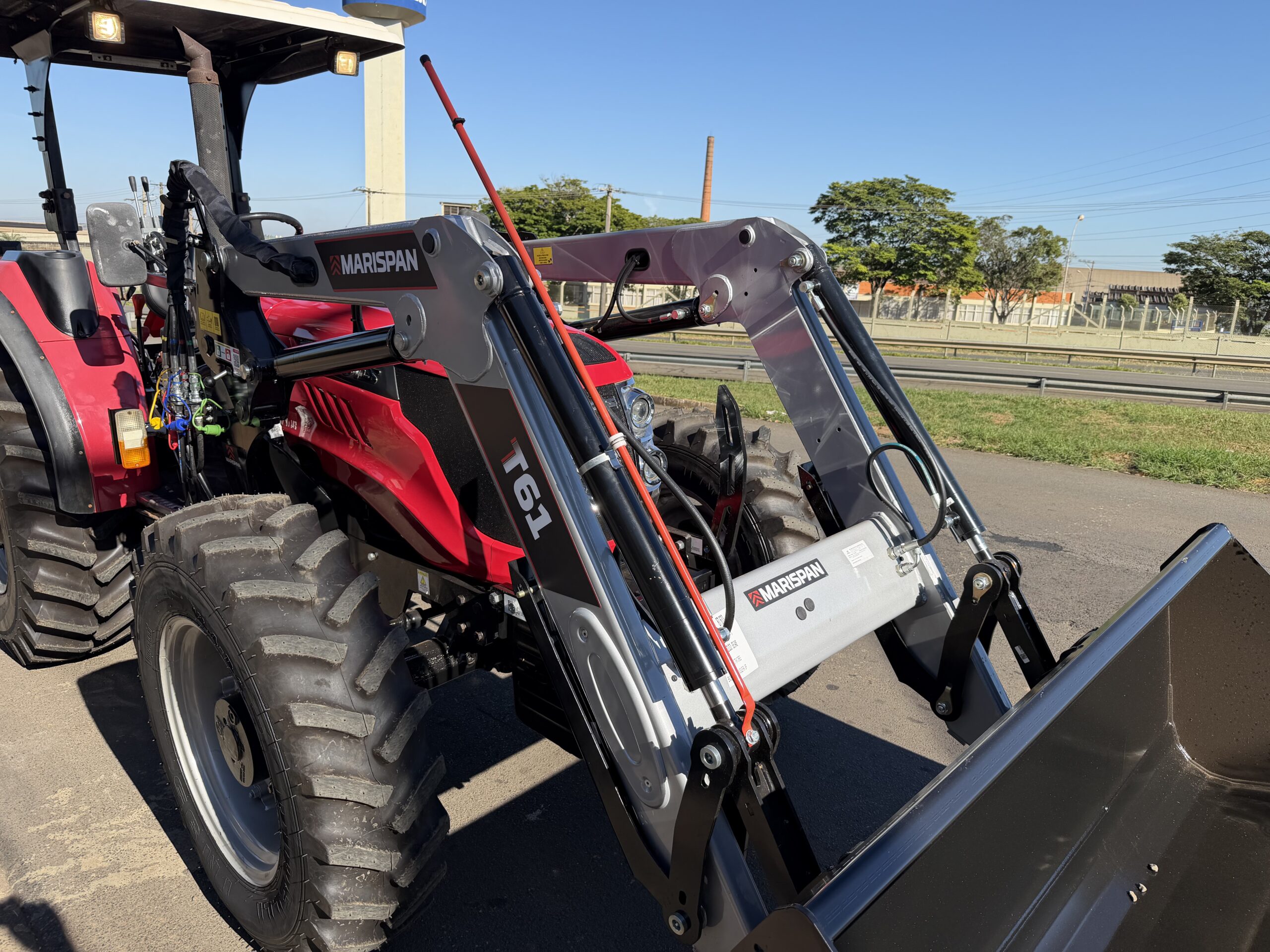 Yanmar Solis 80 4x4 Ano 2019/2020, com conjunto de concha dianteira (novo) Marca: Marispan Modelo: T61. - Imagem 13