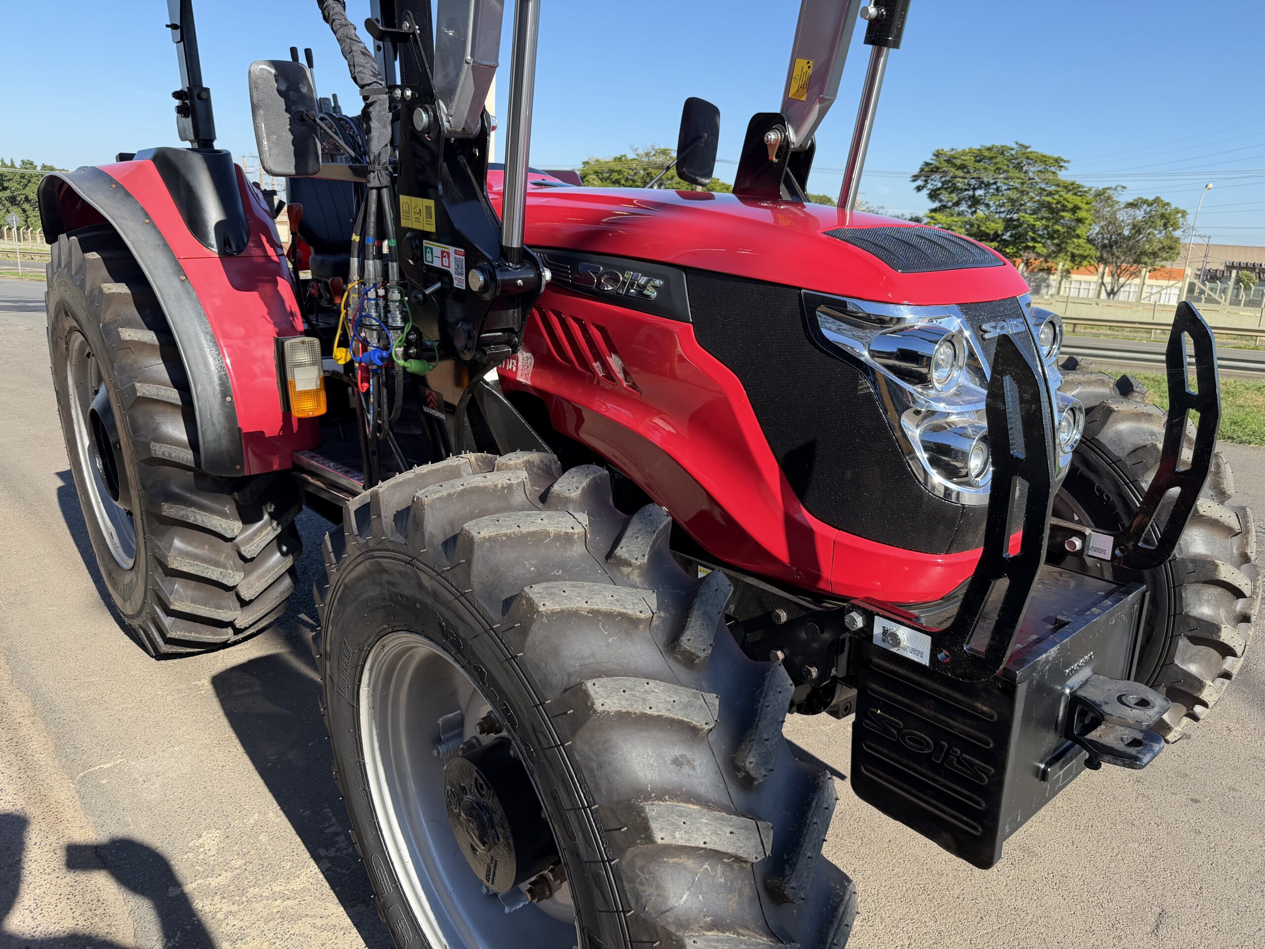 Yanmar Solis 80 4x4 Ano 2019/2020, com conjunto de concha dianteira (novo) Marca: Marispan Modelo: T61. - Imagem 22