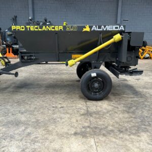 Distribuidor de Calcário-Fertilizantes e composto orgânico-Marca :Almeida/Pro Tec Lancer 3.0 para 3.000KG-equipamento> novo