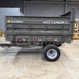 Carreta Metálica >nova basculante hidráulica no comando do trator Marca: Almeida Modelo: MAX CARGOR 5.0 tampa com 2 opçoes de abertura