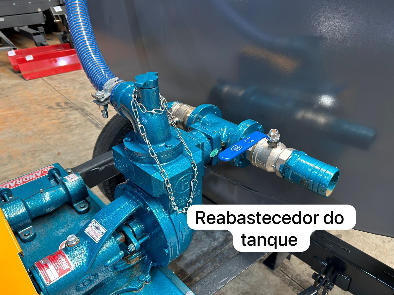 Carreta tanque Agrícola >novo Marca: Acton Modelo: CT4200 com capacidade para 4.200 Litros, Equipado com Kit Multitarefa Andrade TASP 51 e Plataforma contra Incêndio - Imagem 11