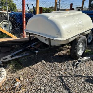 Carreta tanque Marca: KO de 2.000 Litros