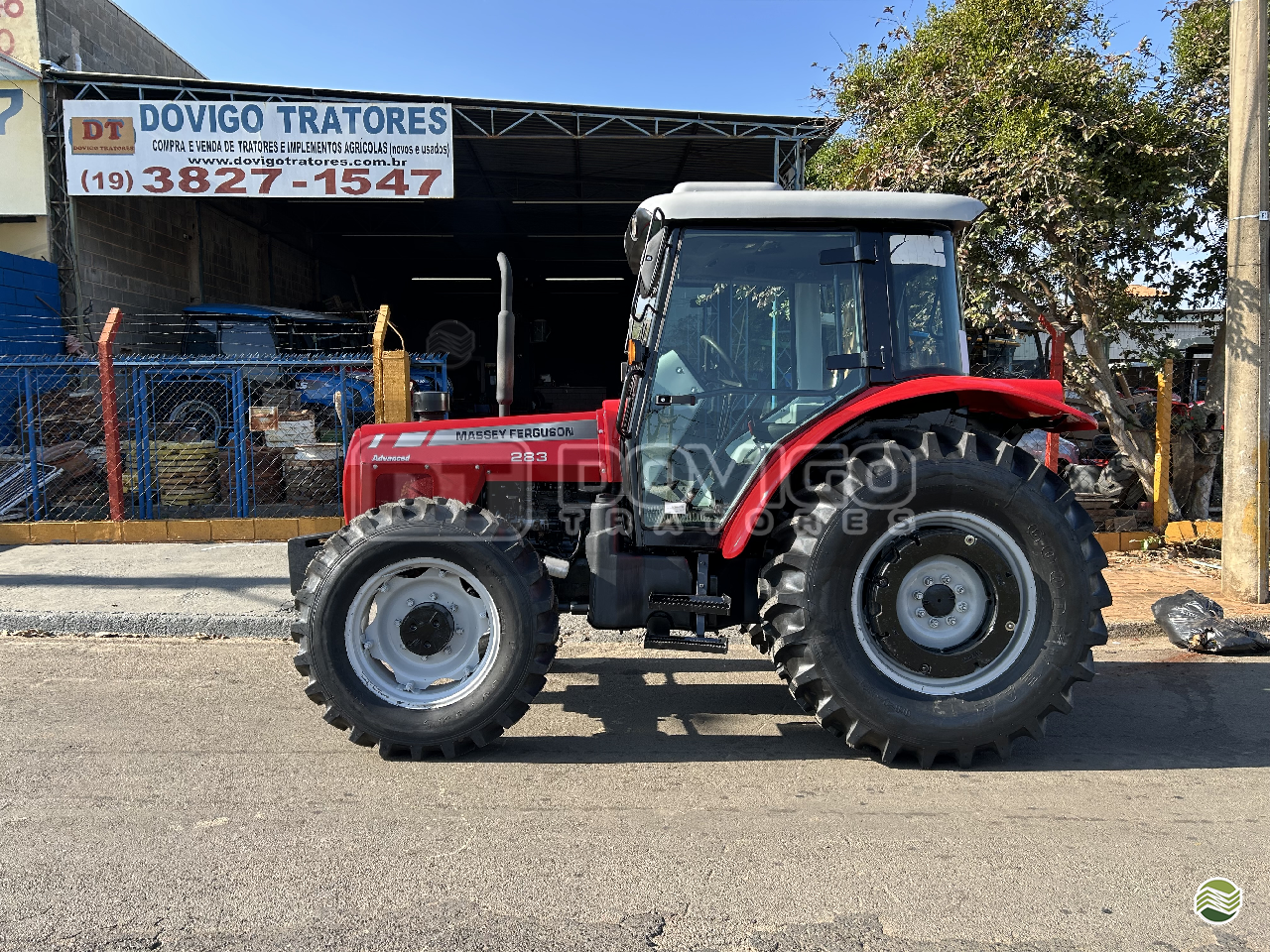 Massey Ferguson 283 Advanced Ano 2009 4x4 Cabinado de Fábrica