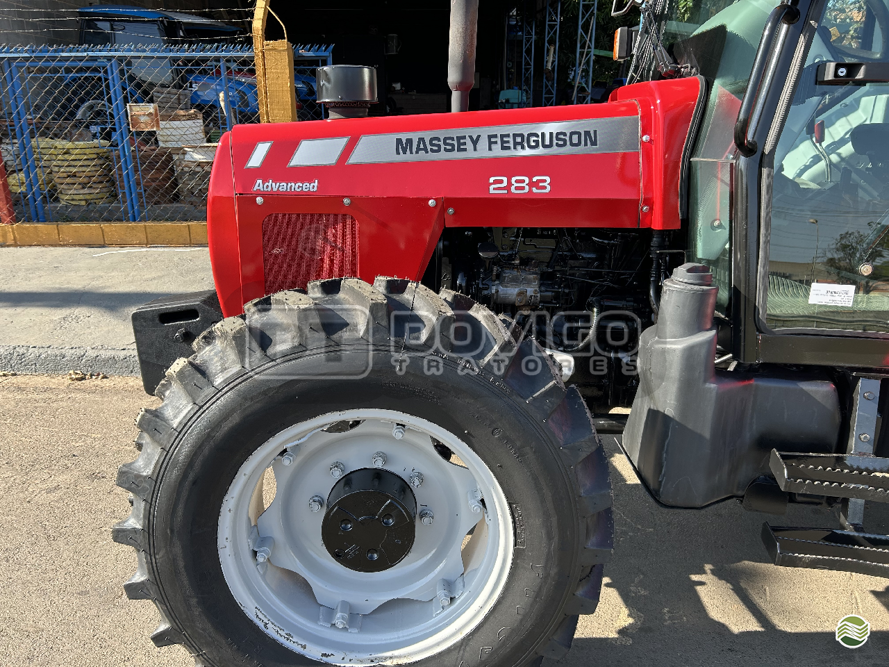 Massey Ferguson 283 Advanced Ano 2009 4x4 Cabinado de Fábrica - Imagem 6