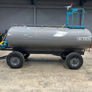 Carreta tanque Agrícola >novo Marca: Acton Modelo: CT6500 com capacidade para 6.500 Litros, Equipado com Kit Multitarefa Andrade TASP 51 Completo e com Plataforma contra Incêndio
