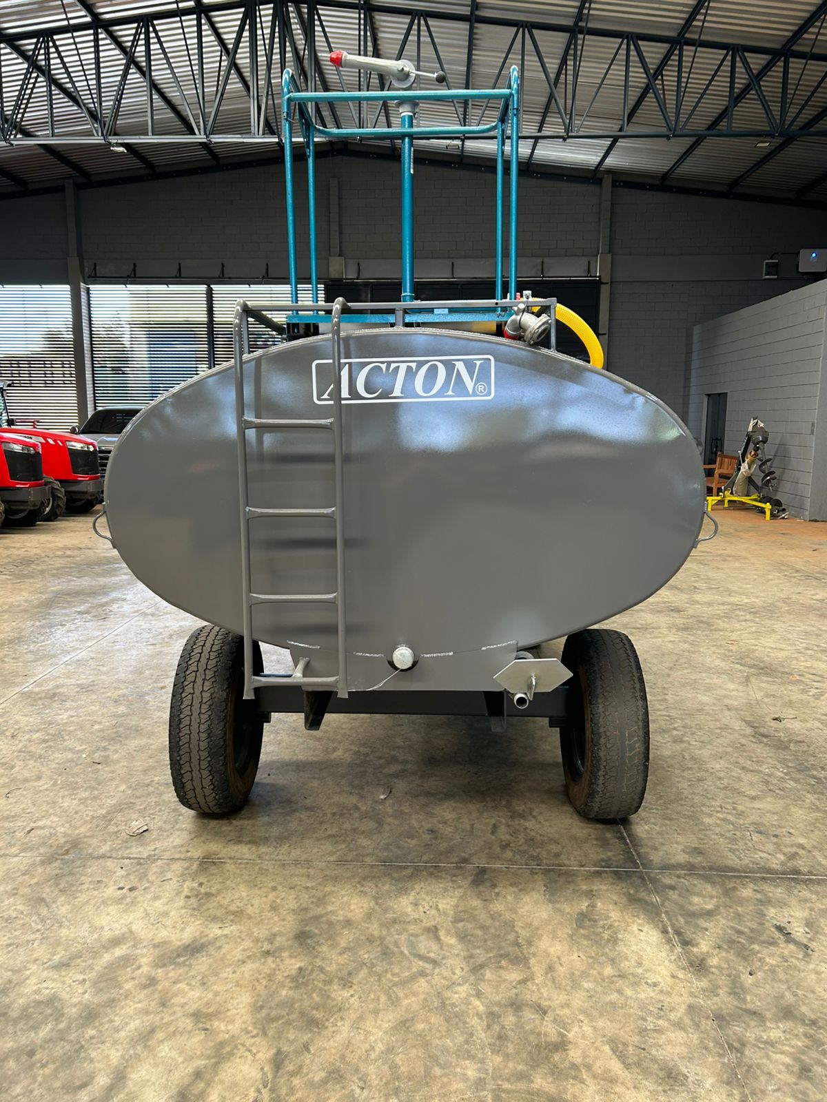 Carreta tanque Agrícola >novo Marca: Acton Modelo: CT6500 com capacidade para 6.500 Litros, Equipado com Kit Multitarefa Andrade TASP 51 Completo e com Plataforma contra Incêndio - Imagem 6