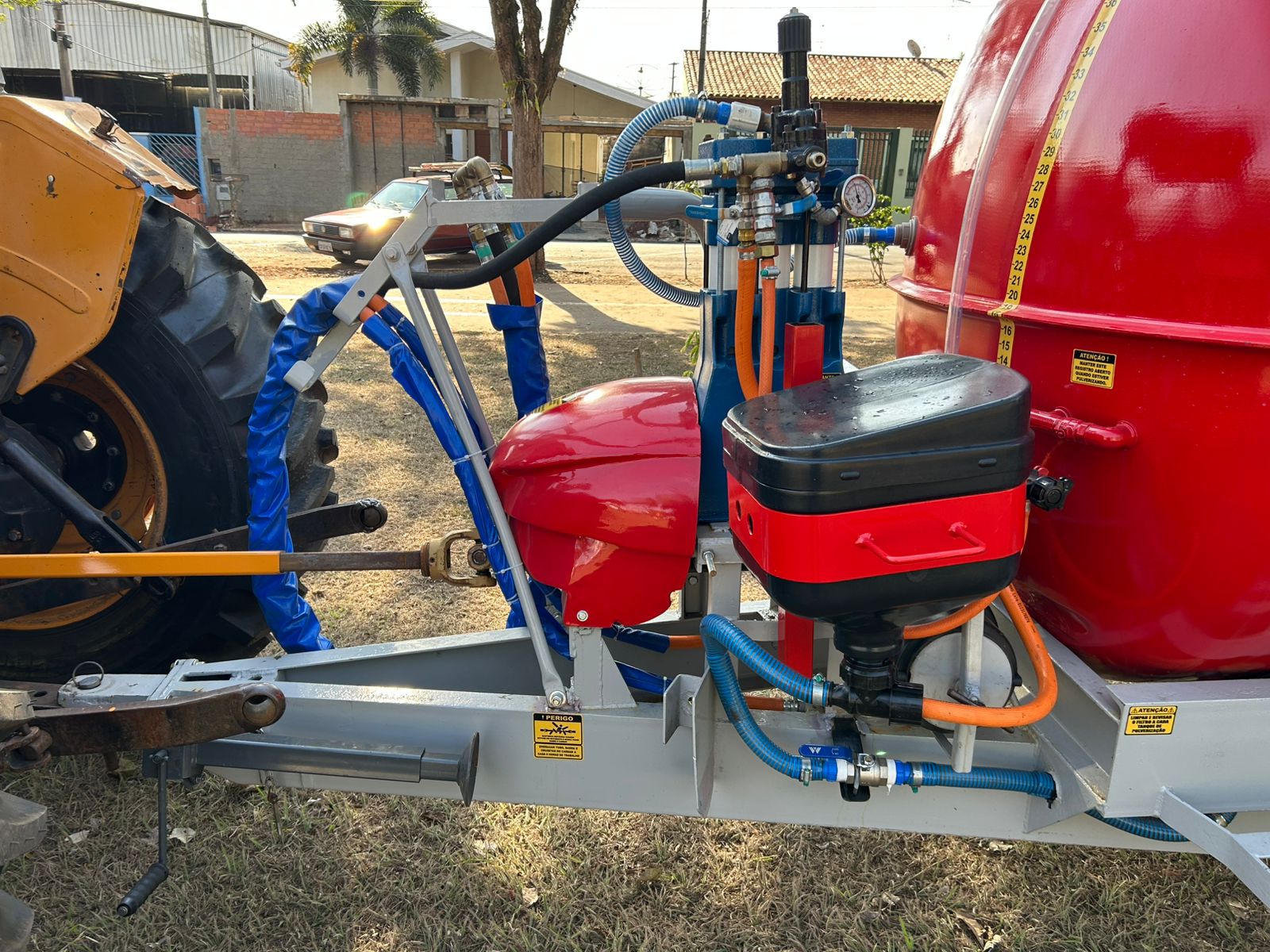 Pulverizador/Atomizador Marca: Natali Modelo: Bilateral de 4.000 Litros Ano 2015 Revisada - Imagem 3