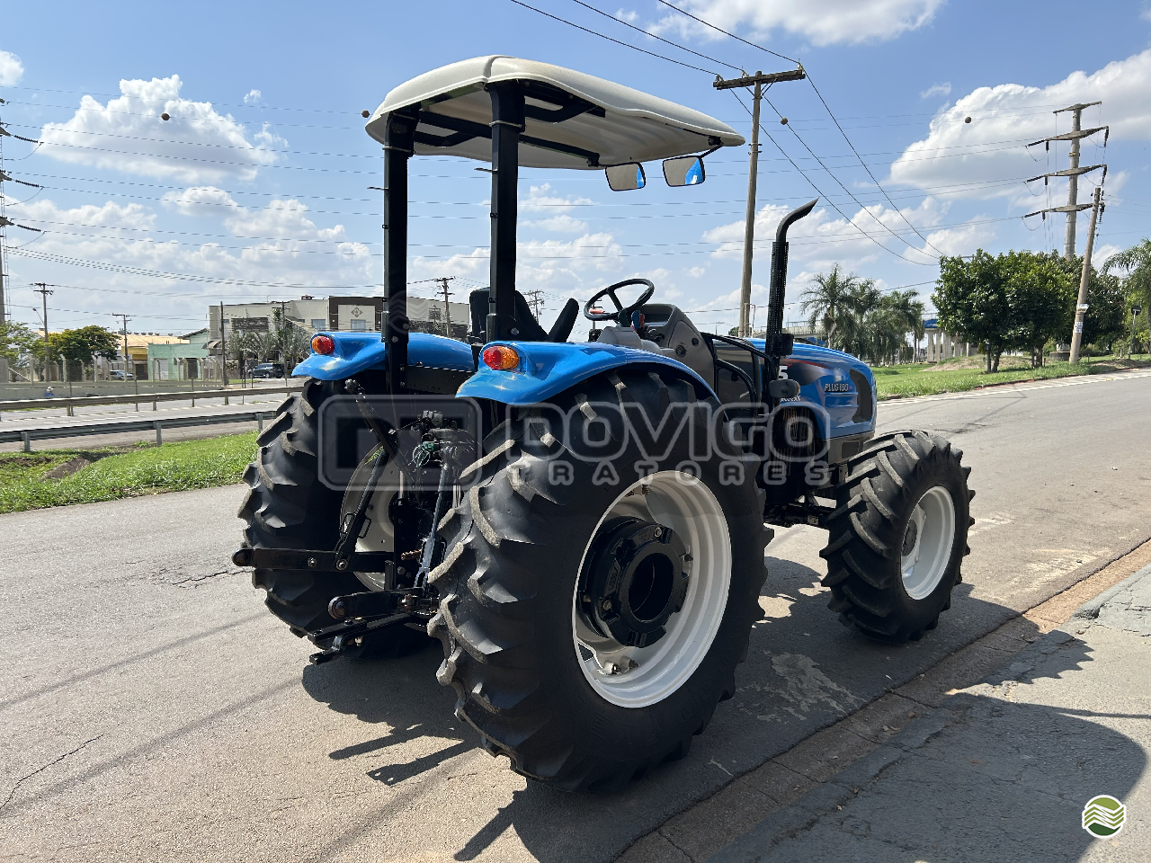 LS Tractor Plus 100 4x4 Ano 2022/2023 com redutor de velocidade e Reversor de marchas - Imagem 18