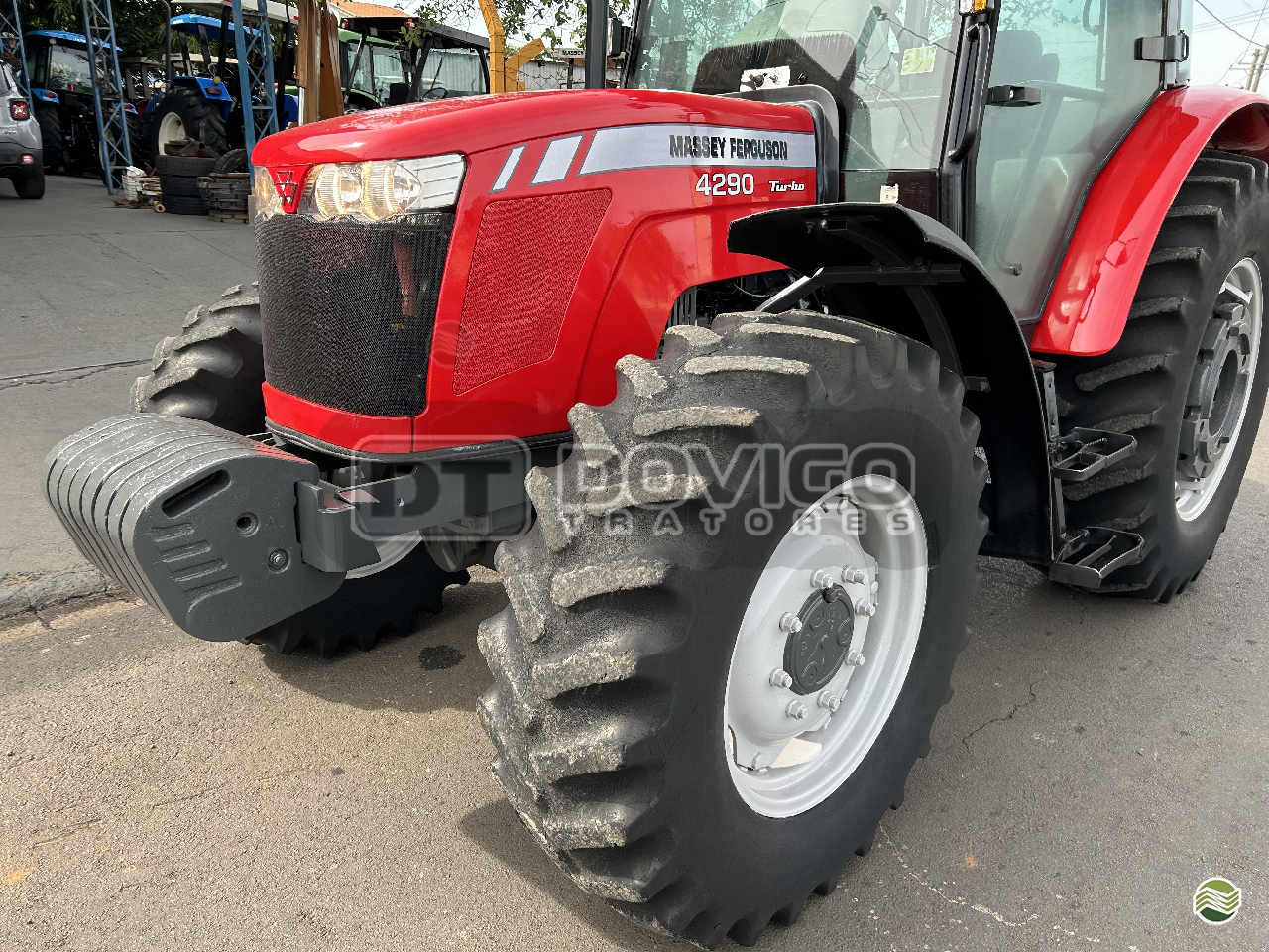 Massey Ferguson 4290 Turbo 4x4 Ano 2013 Cabinado de Fábrica - Imagem 4