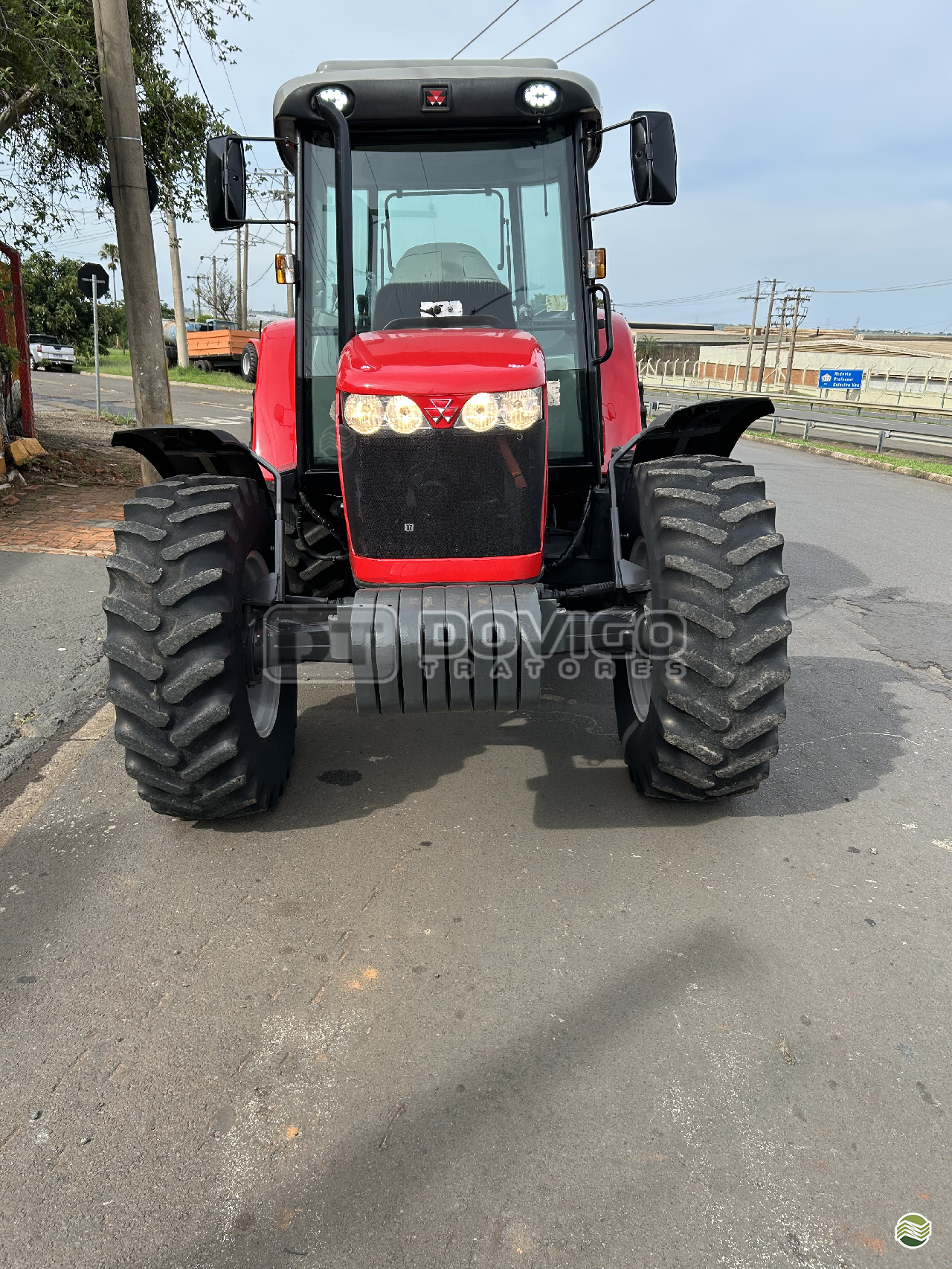 Massey Ferguson 4290 Turbo 4x4 Ano 2013 Cabinado de Fábrica - Imagem 9
