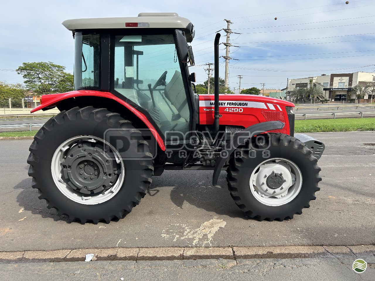 Massey Ferguson 4290 Turbo 4x4 Ano 2013 Cabinado de Fábrica - Imagem 10