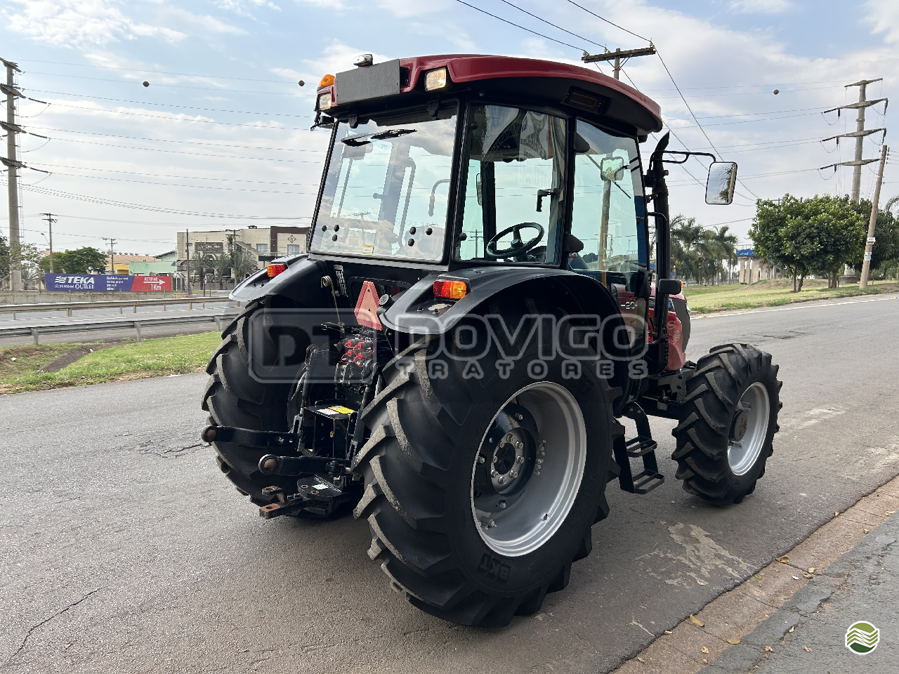Yanmar Solis 90 Cabinado de Fábrica 4x4 Ano 2023 apenas 459 horas com Reversor de Marchas - Imagem 16