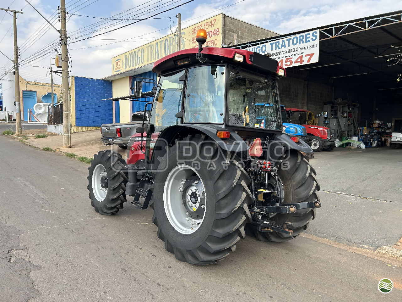 Yanmar Solis 90 Cabinado de Fábrica 4x4 Ano 2023 apenas 459 horas com Reversor de Marchas - Imagem 17