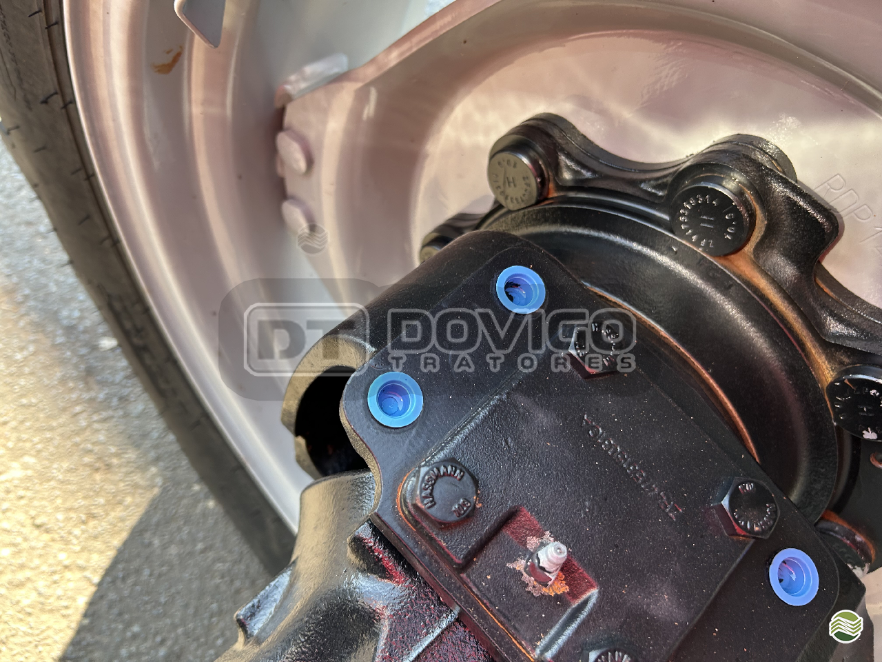 Yanmar Solis 80 4x4 Ano 2023/2024 apenas 585 horas com Reversor de Marchas - Imagem 17