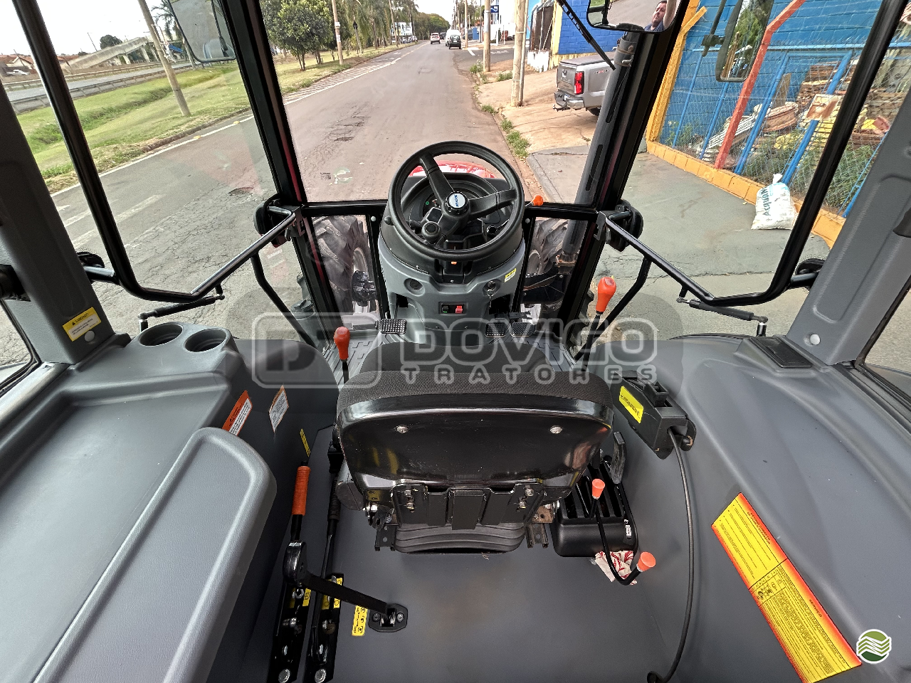 Yanmar Solis 90 Cabinado de Fábrica 4x4 Ano 2023 apenas 459 horas com Reversor de Marchas - Imagem 21