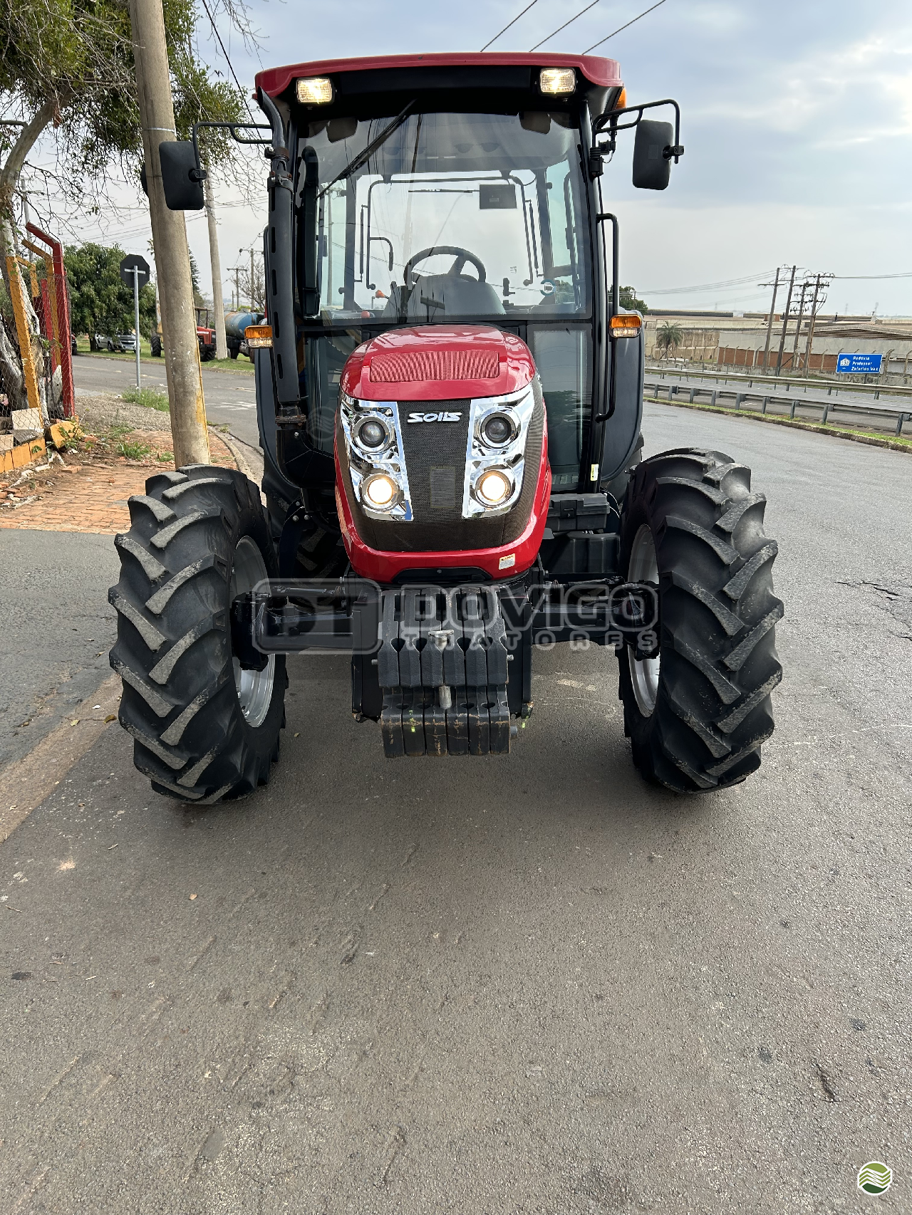 Yanmar Solis 90 Cabinado de Fábrica 4x4 Ano 2023 apenas 459 horas com Reversor de Marchas - Imagem 9