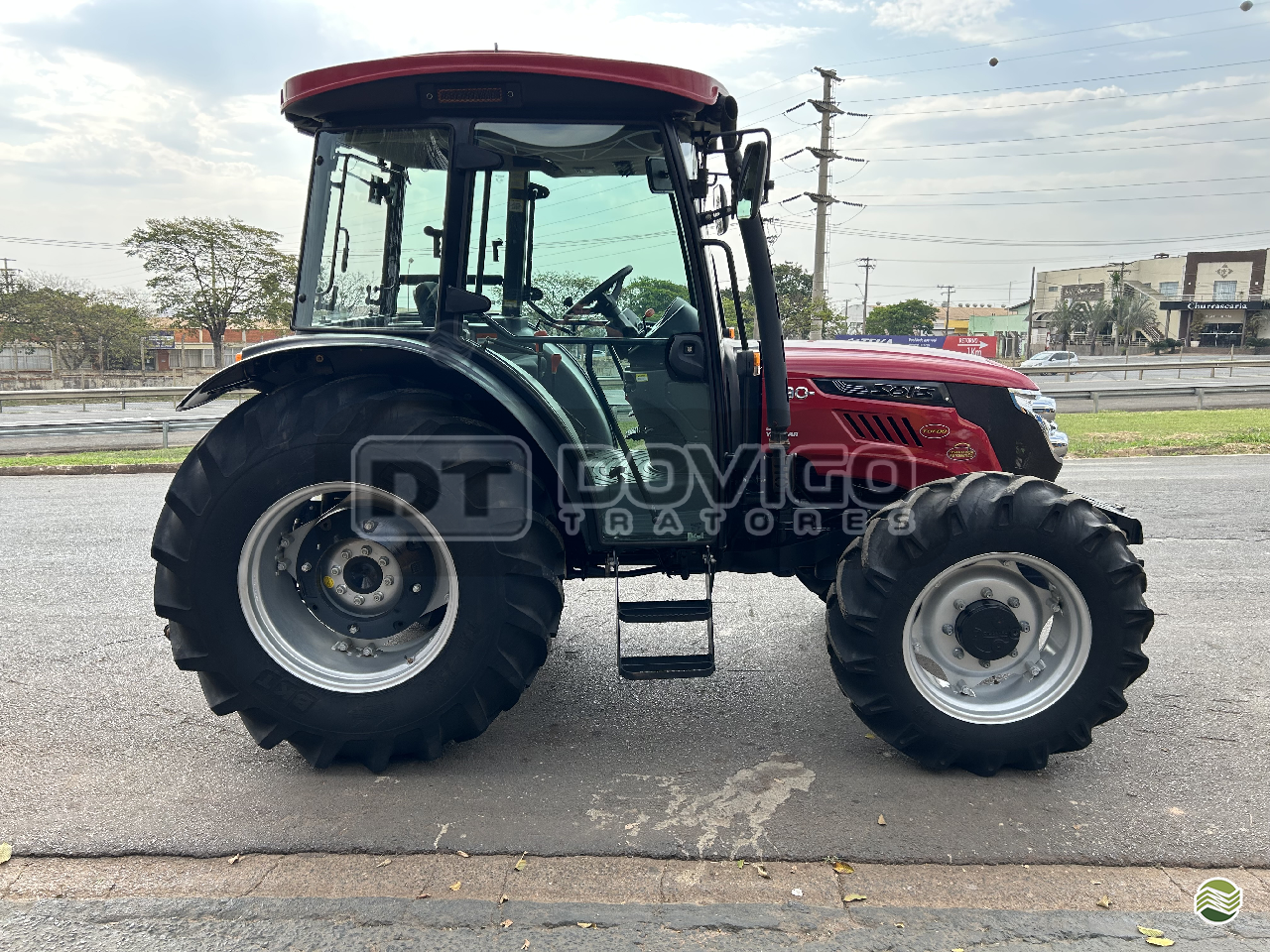 Yanmar Solis 90 Cabinado de Fábrica 4x4 Ano 2023 apenas 459 horas com Reversor de Marchas - Imagem 10