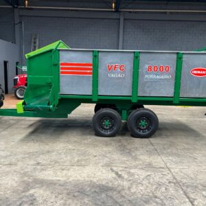 Vagão Forrageiro (novo) Marca: Cremasco Modelo: VFC 8000 com chapas galvanizadas Capacidade para 8 metros cúbicos