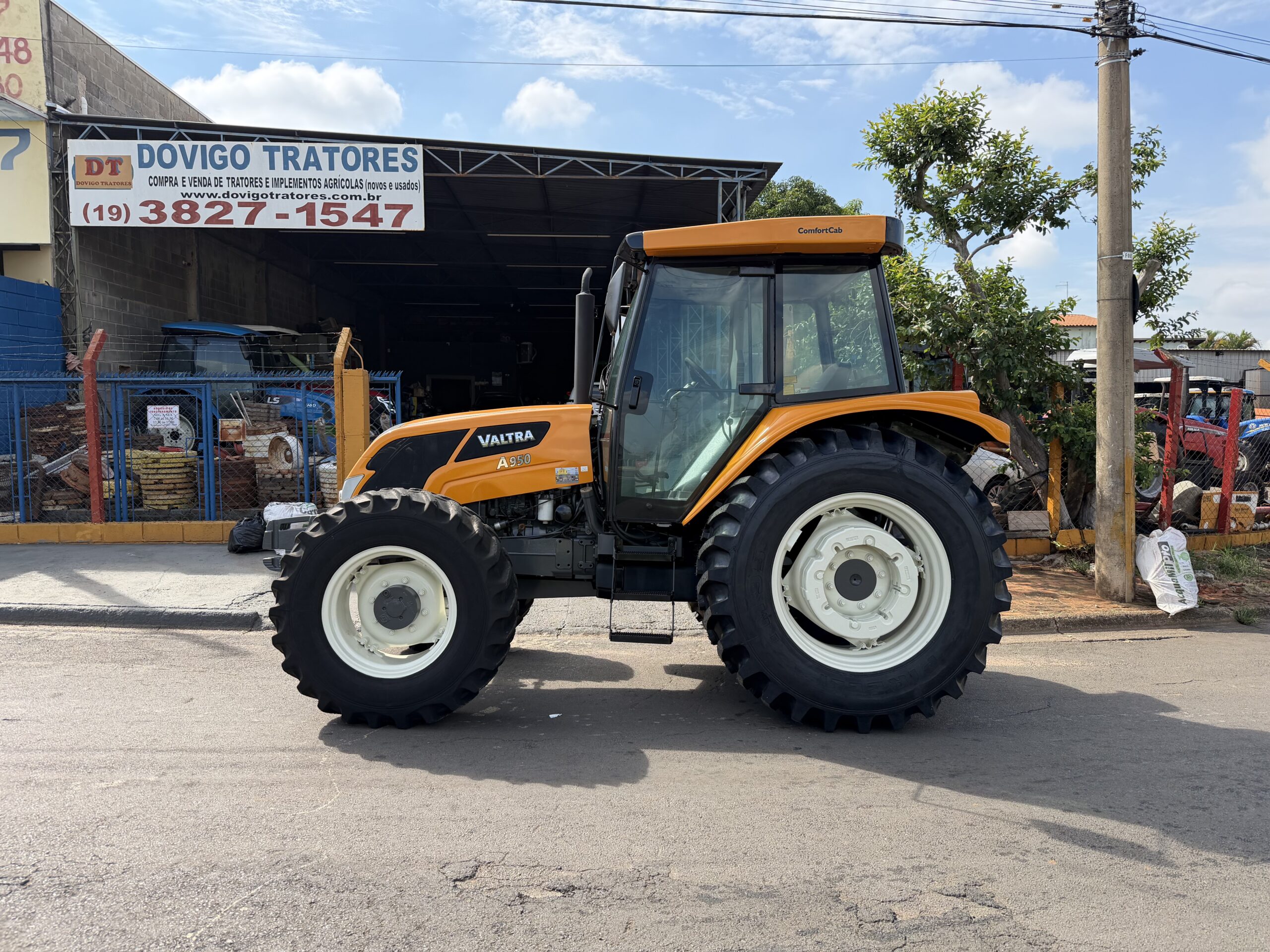 Valtra A950 4x4 Ano 2017 Cabinado de Fábrica