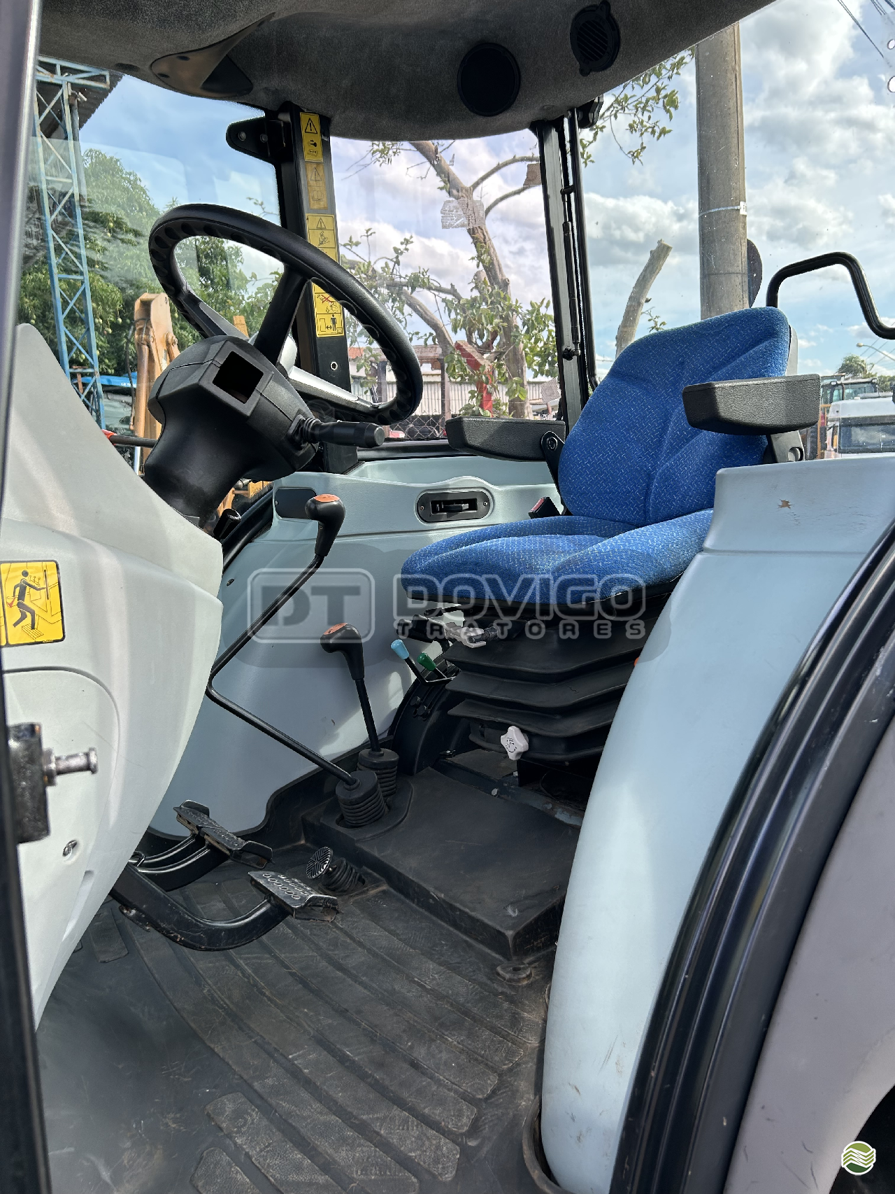 New Holland TL75E 4x4 Ano 2019 Cabinado de Fábrica Cod (01) - Imagem 23