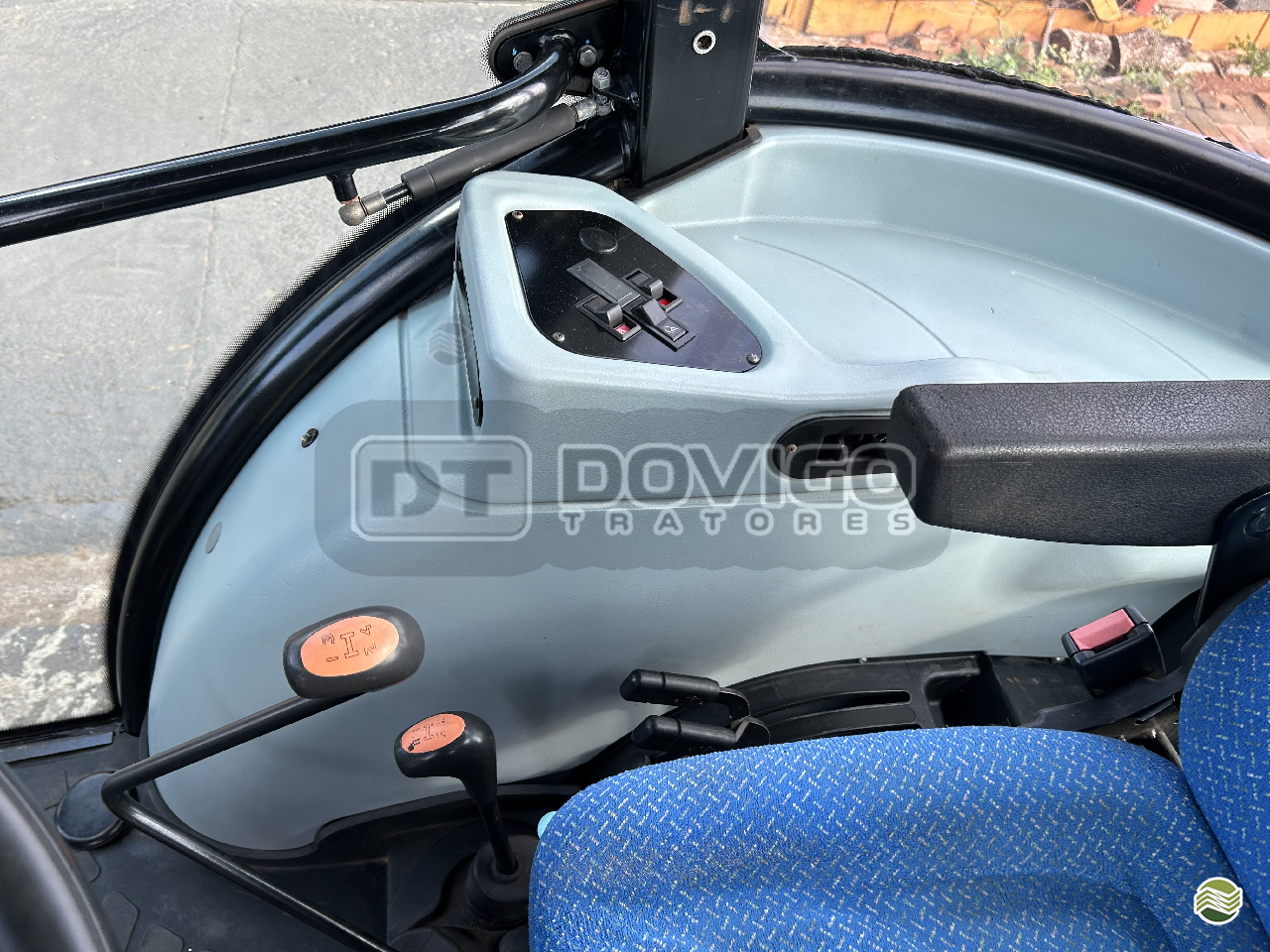 New Holland TL75E 4x4 Ano 2019 Cabinado de Fábrica Cod (01) - Imagem 26