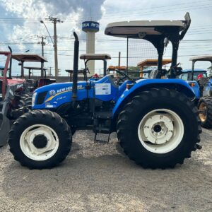 New Holland TT 4.75 4x4 Ano 2023 com Reversor de Marchas Cod (04)
