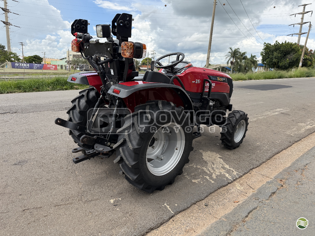 Yanmar Solis 26 4×4 Ano 2023 com 209 horas - Imagem 14