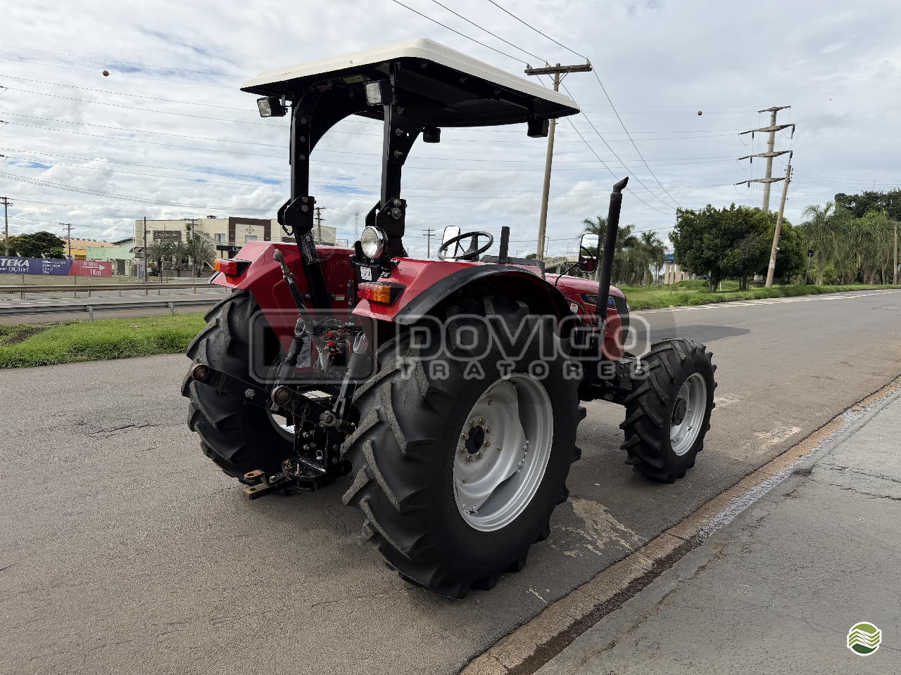 Yanmar Solis 80 4x4 Ano 2021 com apenas 694 horas e reversor de marchas - Imagem 15