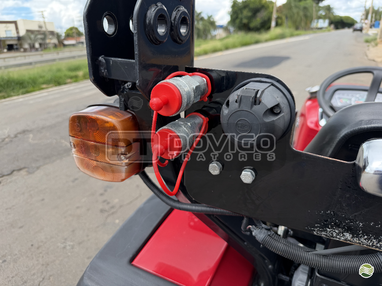 Yanmar Solis 26 4×4 Ano 2023 com 209 horas - Imagem 18