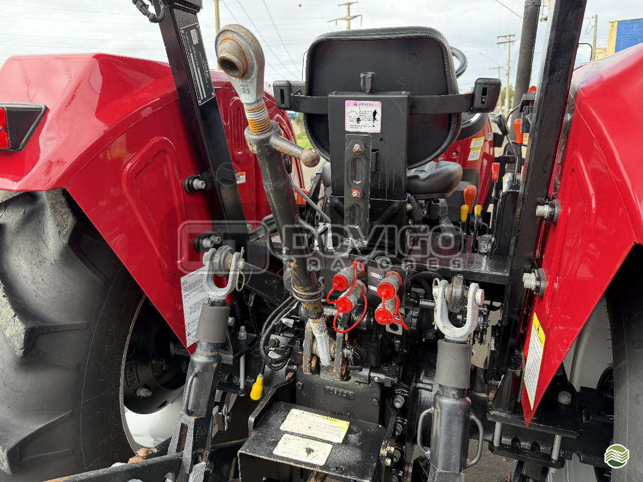 Yanmar Solis 80 4x4 Ano 2021 com apenas 694 horas e reversor de marchas - Imagem 19