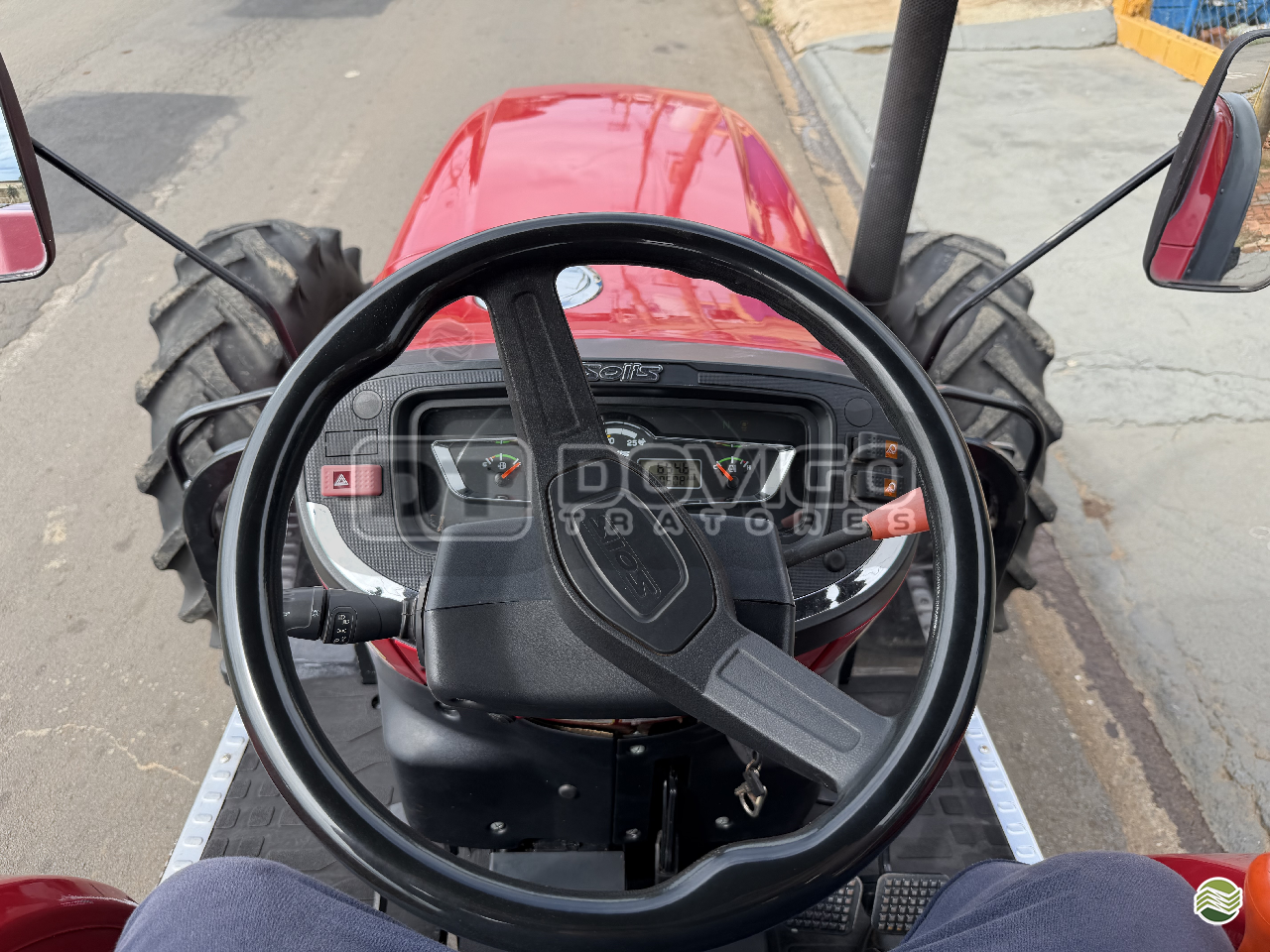 Yanmar Solis 80 4x4 Ano 2021 com apenas 694 horas e reversor de marchas - Imagem 26