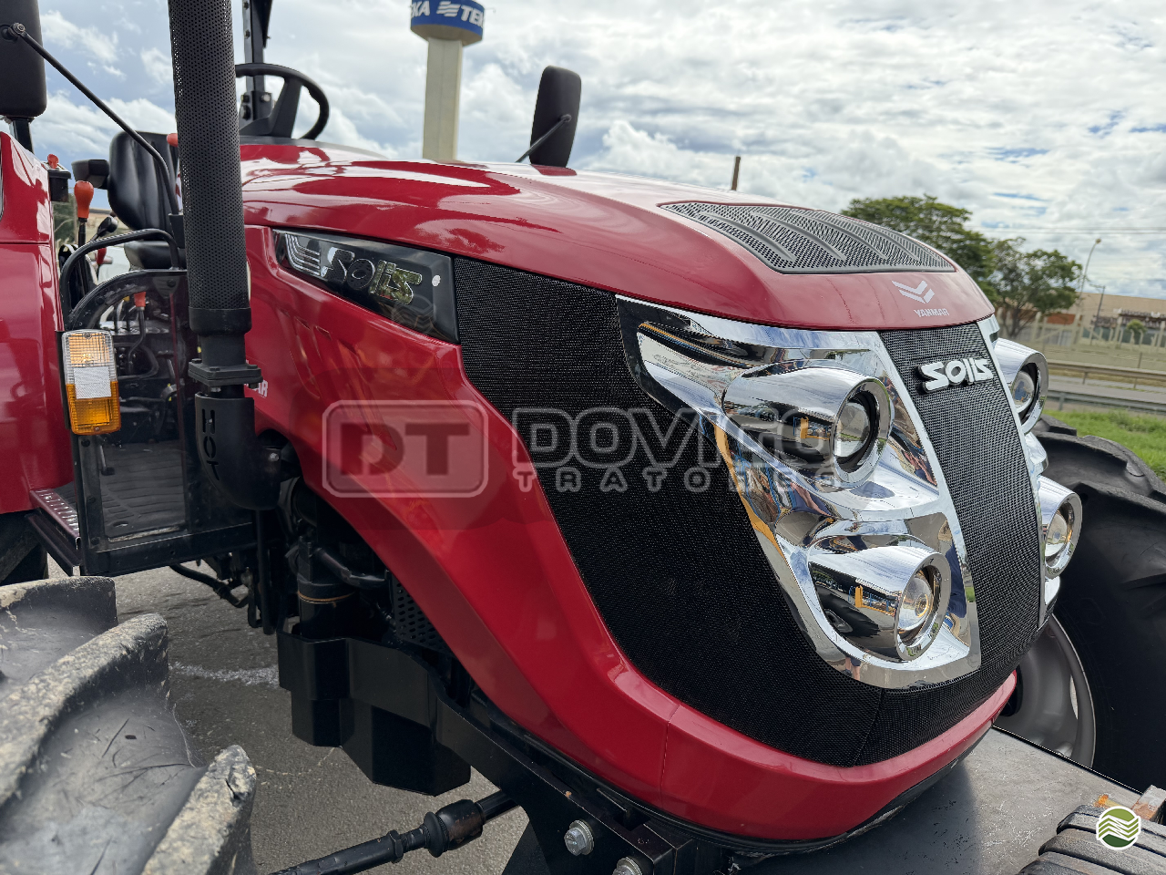 Yanmar Solis 80 4x4 Ano 2021 com apenas 694 horas e reversor de marchas - Imagem 6
