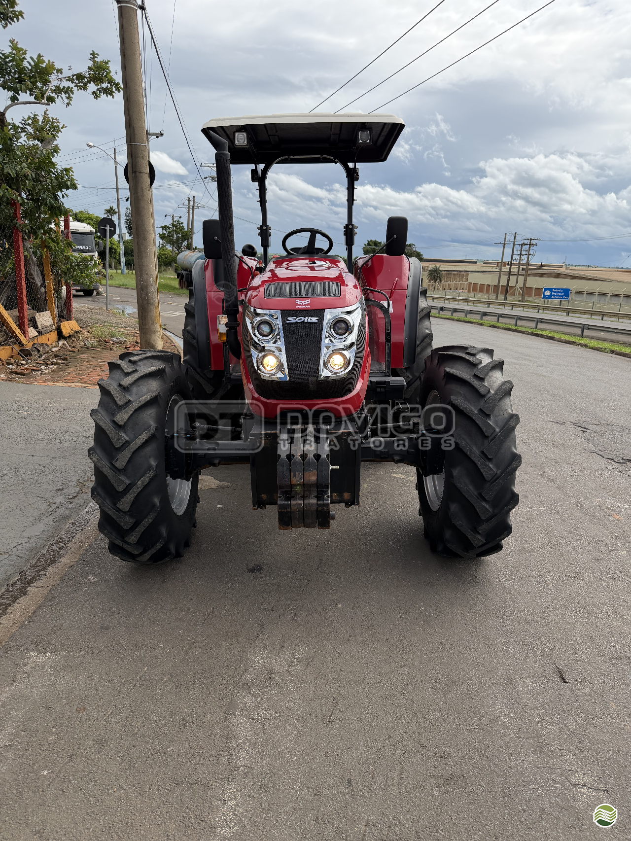 Yanmar Solis 80 4x4 Ano 2021 com apenas 694 horas e reversor de marchas - Imagem 9