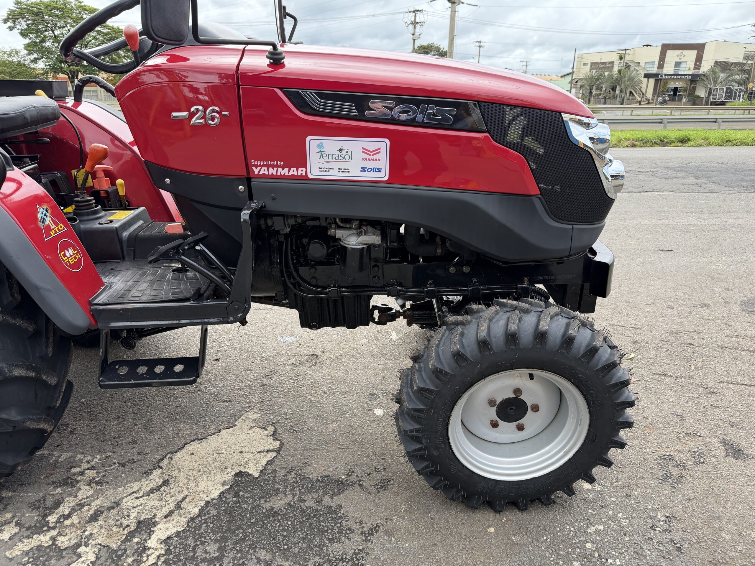 Yanmar Solis 26 4x4 Ano 2021/2022 com apenas 1403 horas - Imagem 9