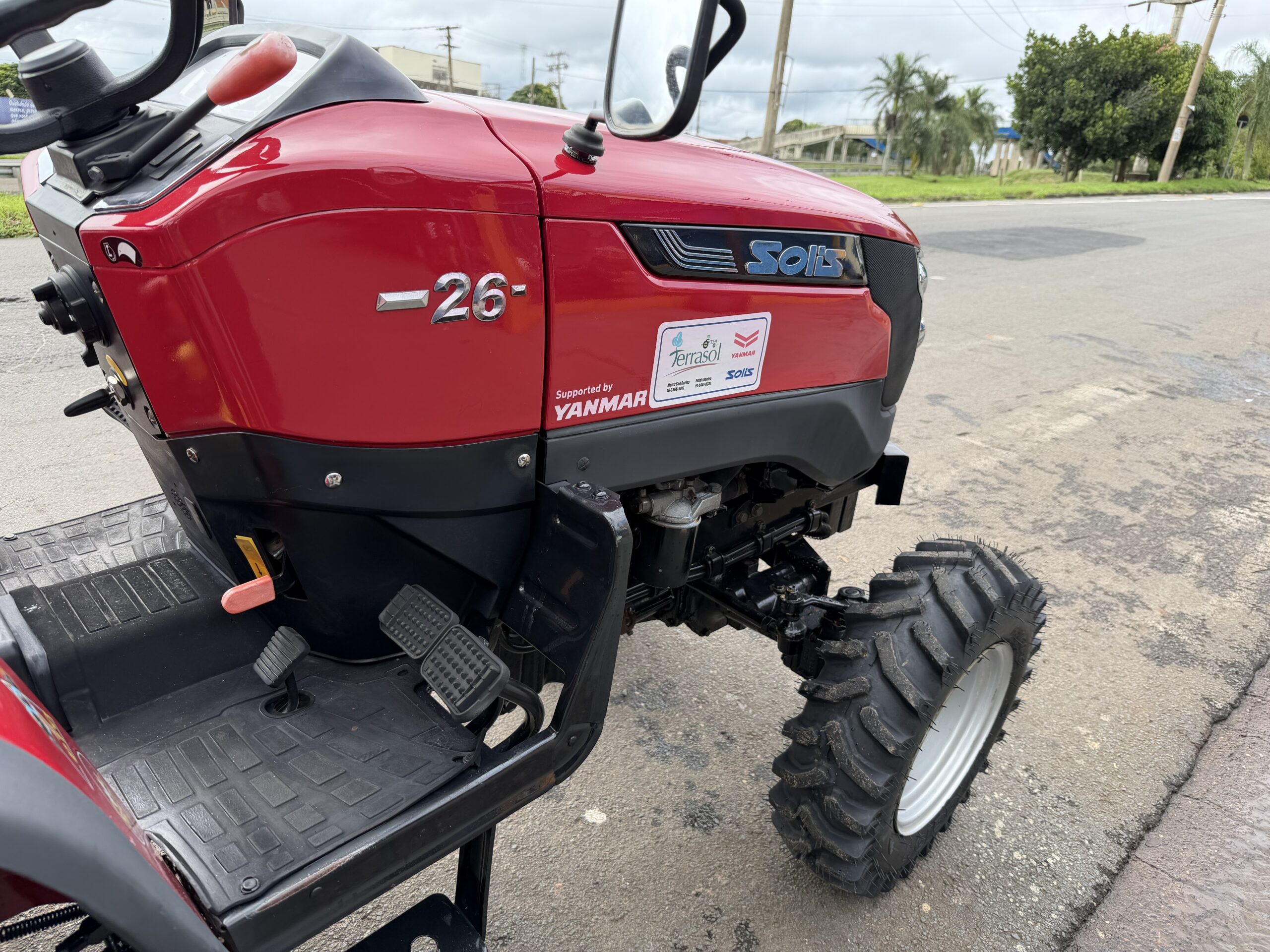 Yanmar Solis 26 4x4 Ano 2021/2022 com apenas 1403 horas - Imagem 12