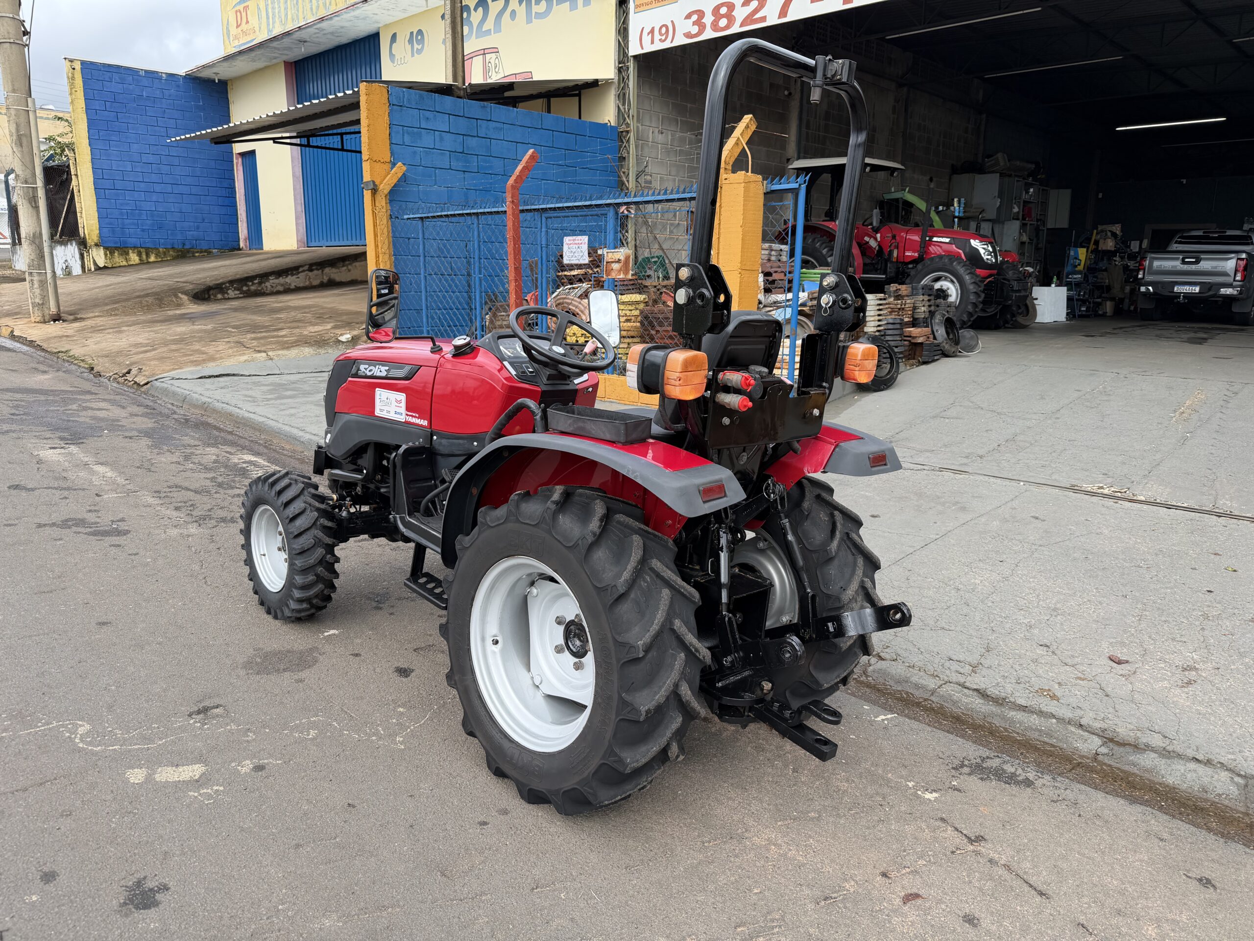Yanmar Solis 26 4x4 Ano 2021/2022 com apenas 1403 horas - Imagem 16