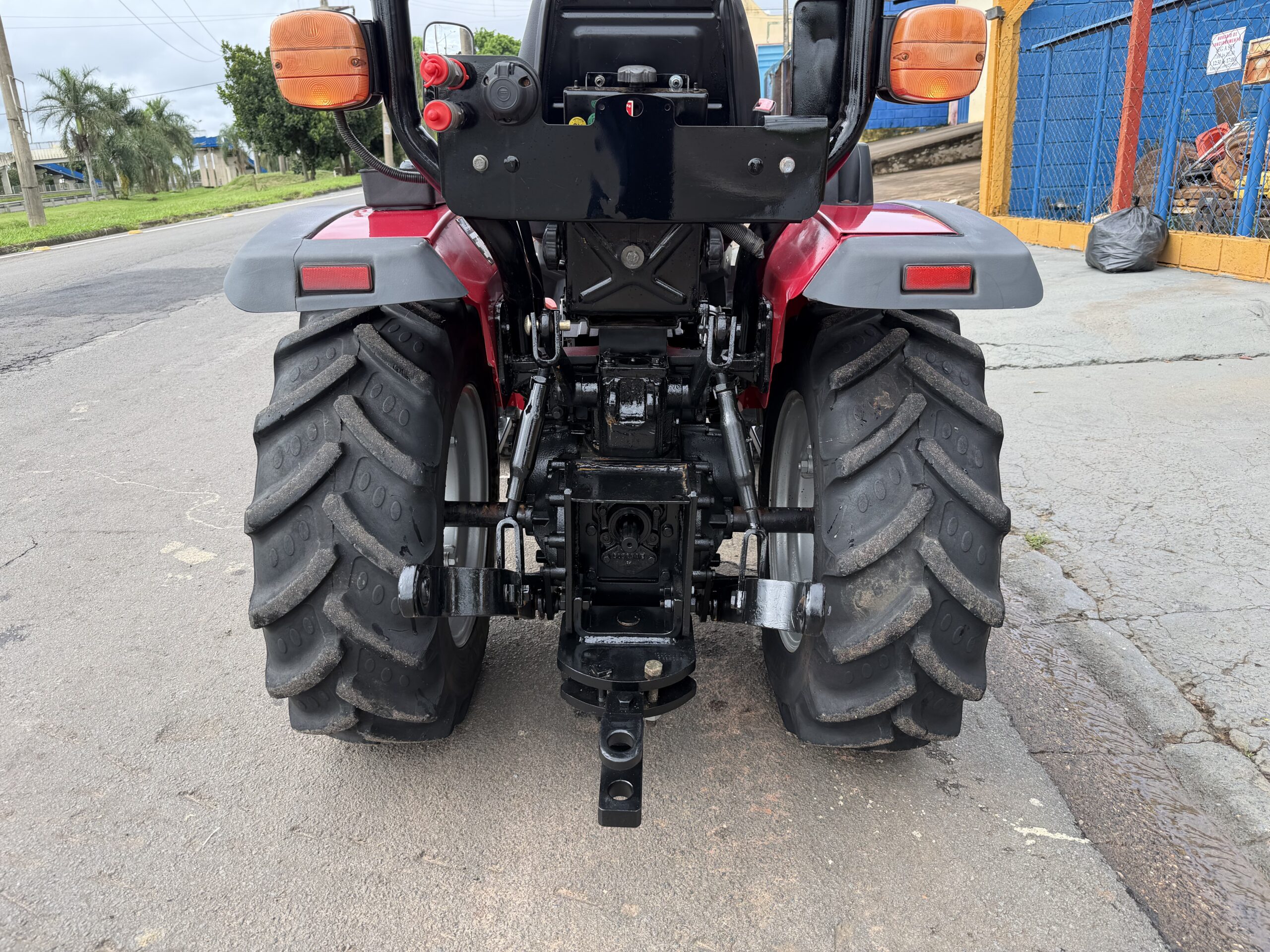 Yanmar Solis 26 4x4 Ano 2021/2022 com apenas 1403 horas - Imagem 14
