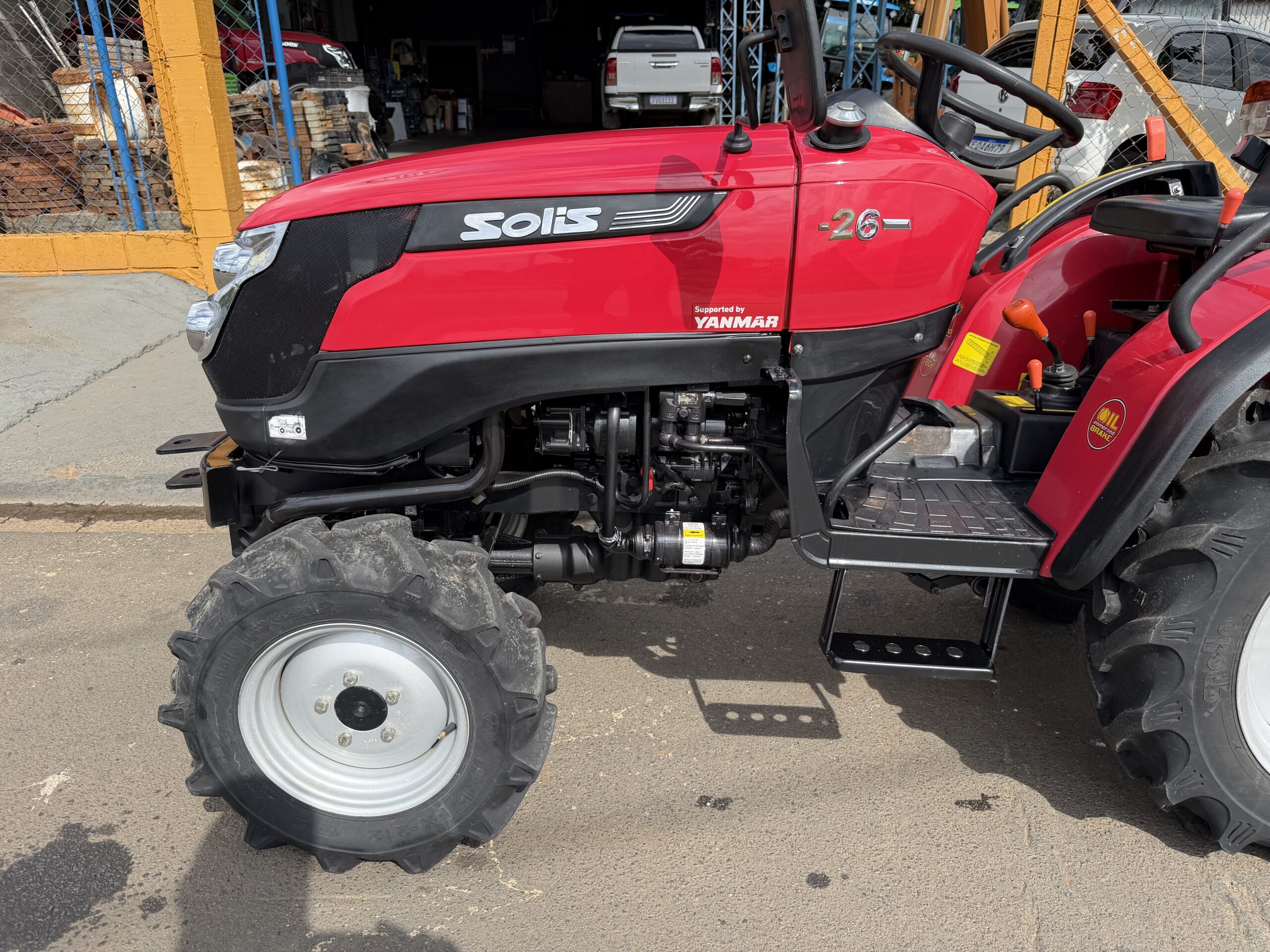 Yanmar Solis 26 4x4 Ano 2019 com apenas 1083 horas - Imagem 5