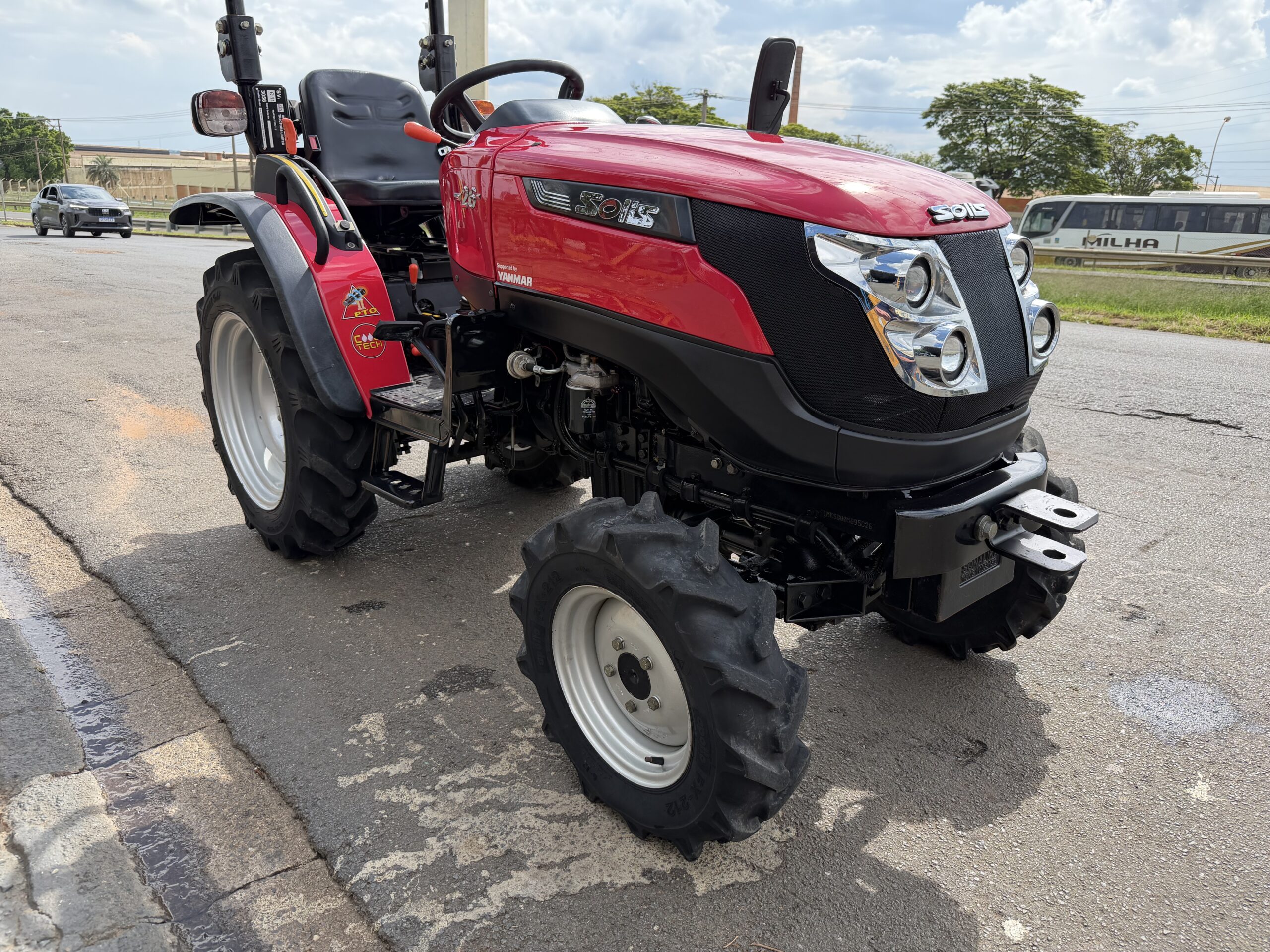 Yanmar Solis 26 4x4 Ano 2019 com apenas 1083 horas - Imagem 14