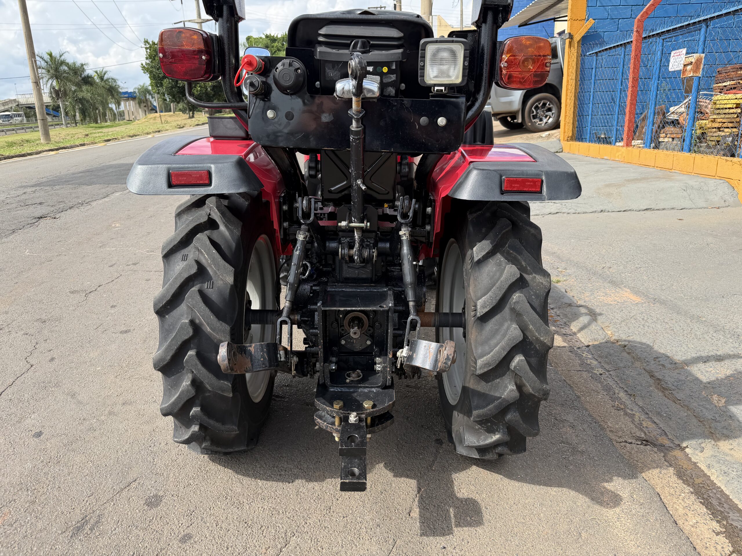 Yanmar Solis 26 4x4 Ano 2019 com apenas 1083 horas - Imagem 19