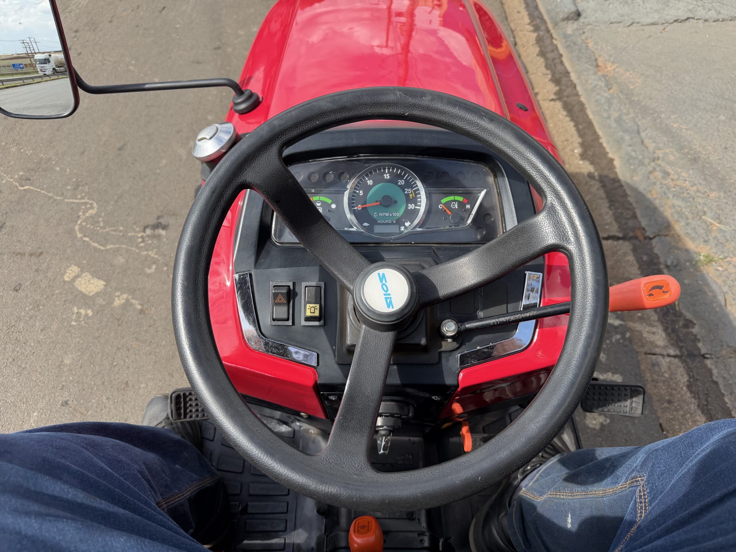 Yanmar Solis 26 4x4 Ano 2019 com apenas 1083 horas - Imagem 24
