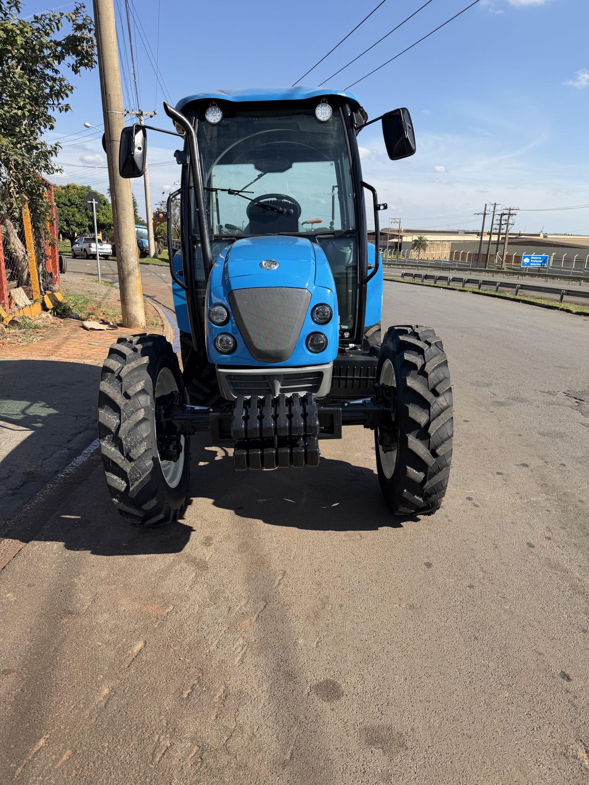 LS Tractor U60 Cabinado 4x4 Ano 2017 com Redutor de velocidade e Reversor Cod: 09 - Imagem 7
