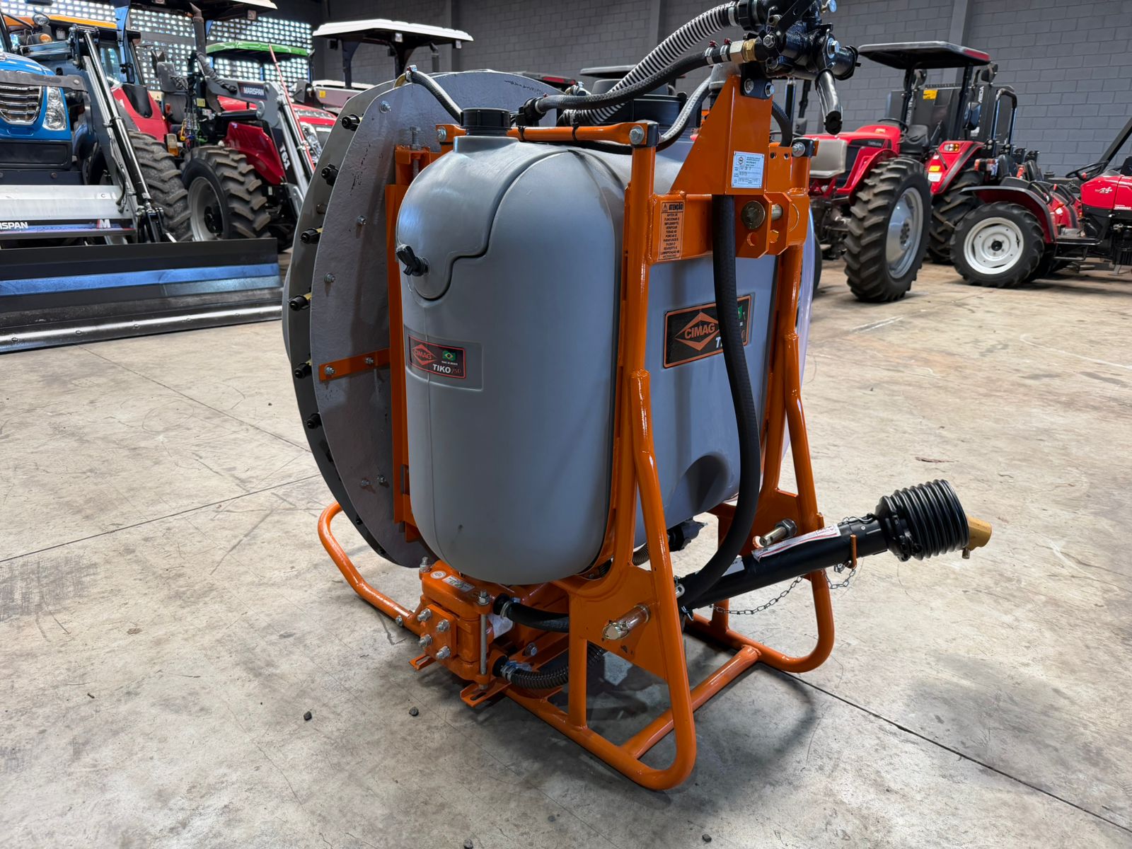 Pulverizador/Atomizador hidráulico, (novo) Marca: Cimag modelo: ATM 250, turbina ,reservatório com capacidade para 250 Litros - Imagem 11