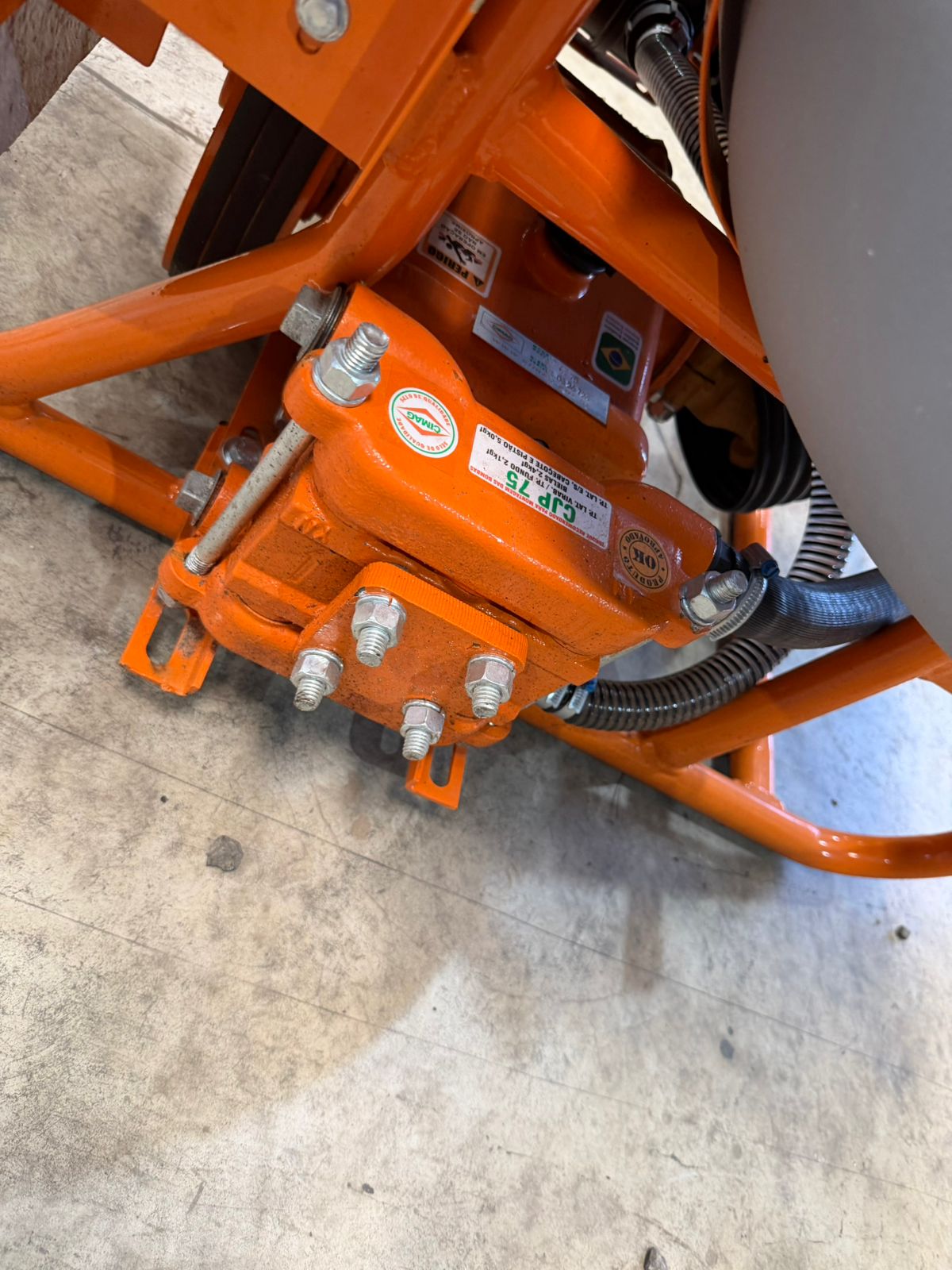 Pulverizador/Atomizador hidráulico, (novo) Marca: Cimag modelo: ATM 250, turbina ,reservatório com capacidade para 250 Litros - Imagem 12